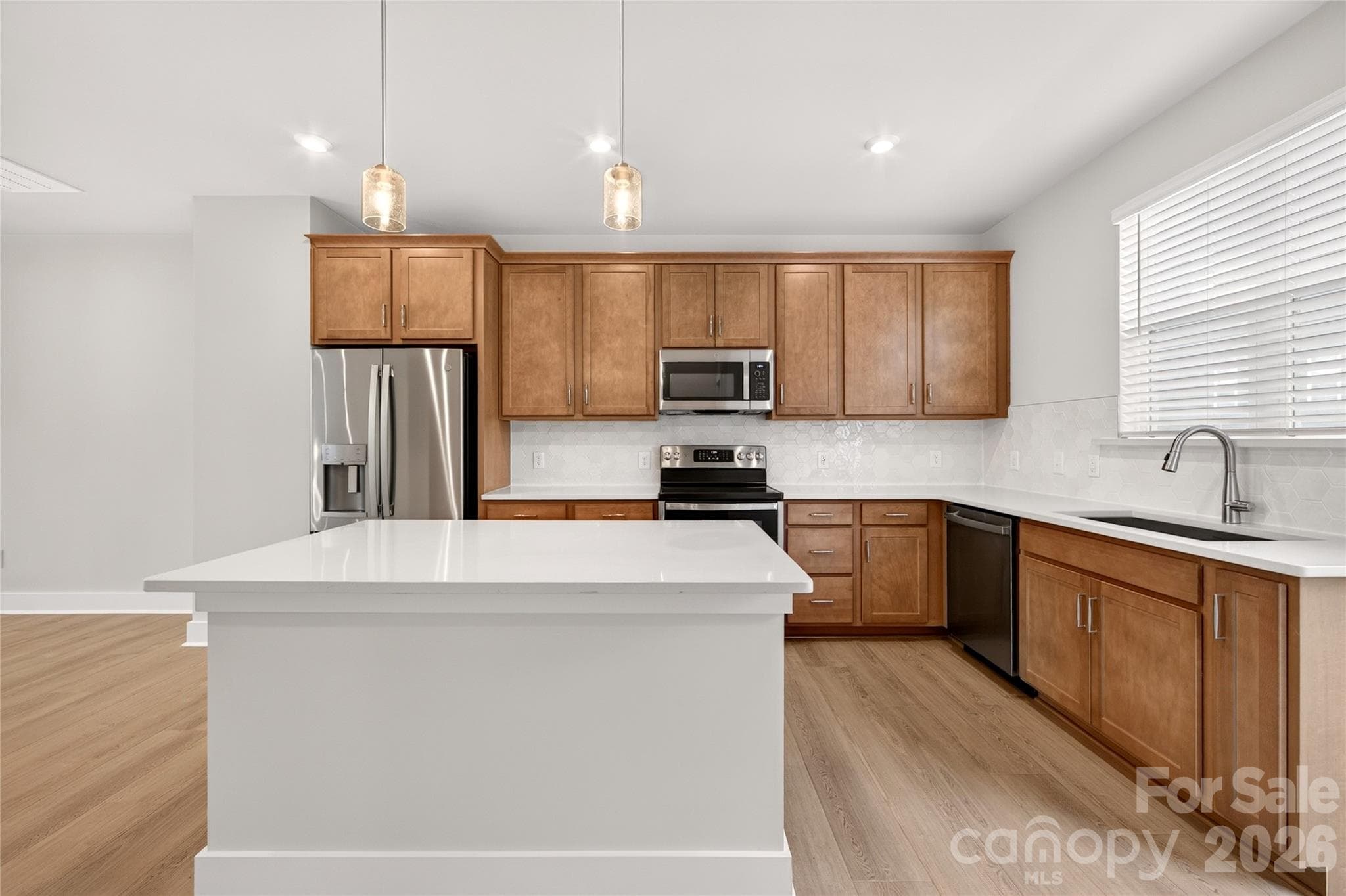 Quartz Countertops & Custom Cabinetry - Charlotte