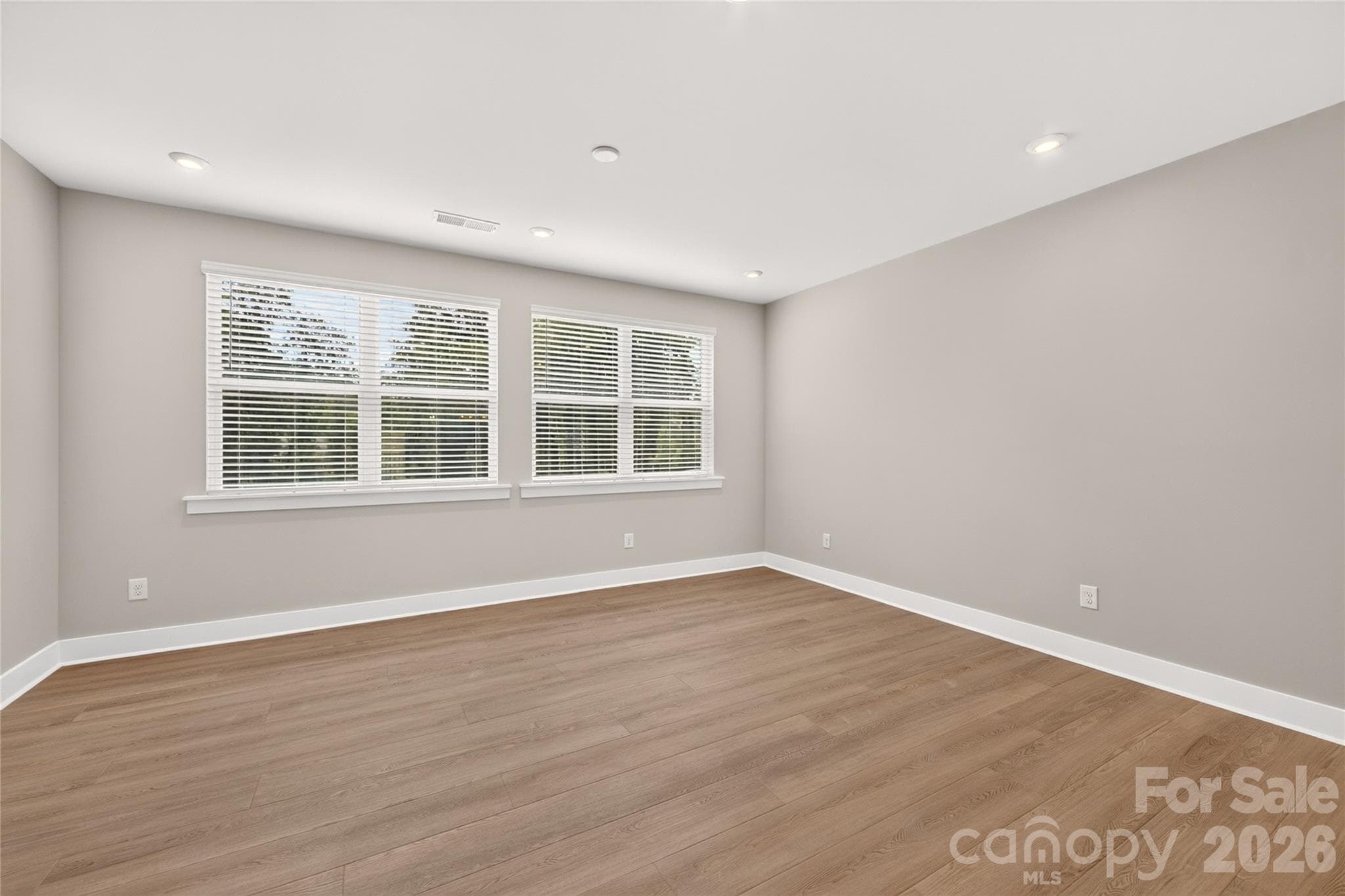 Bright Living with Beautiful Windows - Charlotte