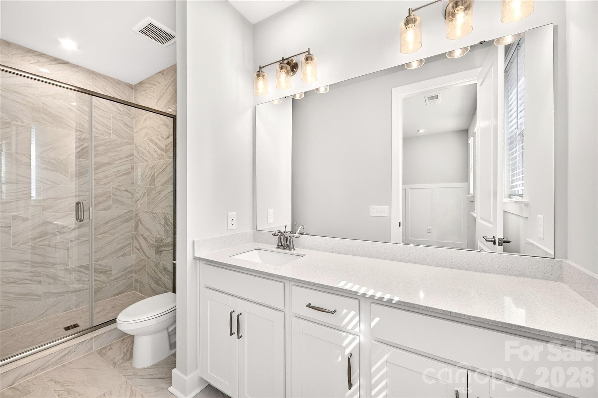 Oversized Walk-In Shower - Charlotte
