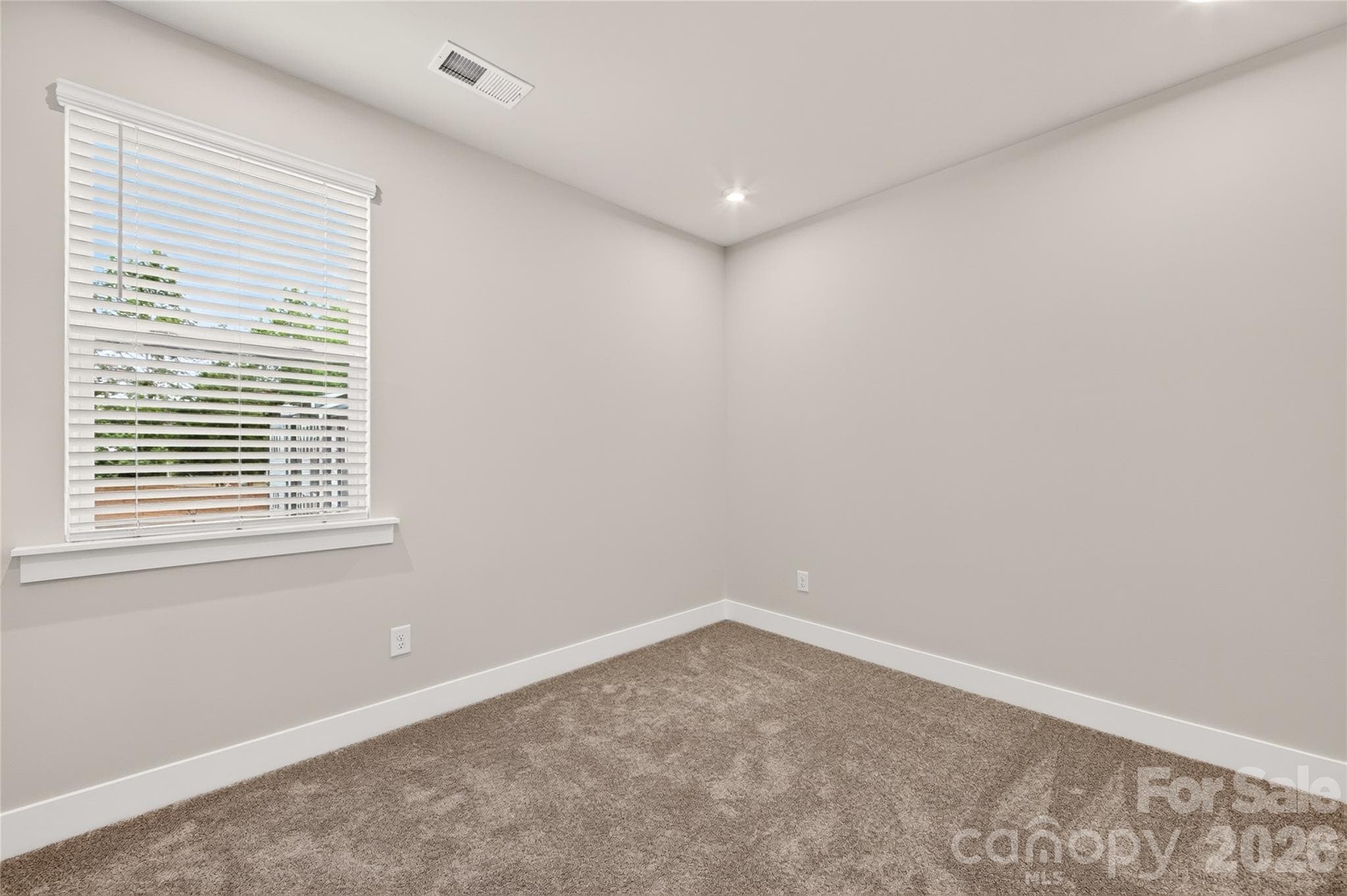 Second Bedroom - Charlotte