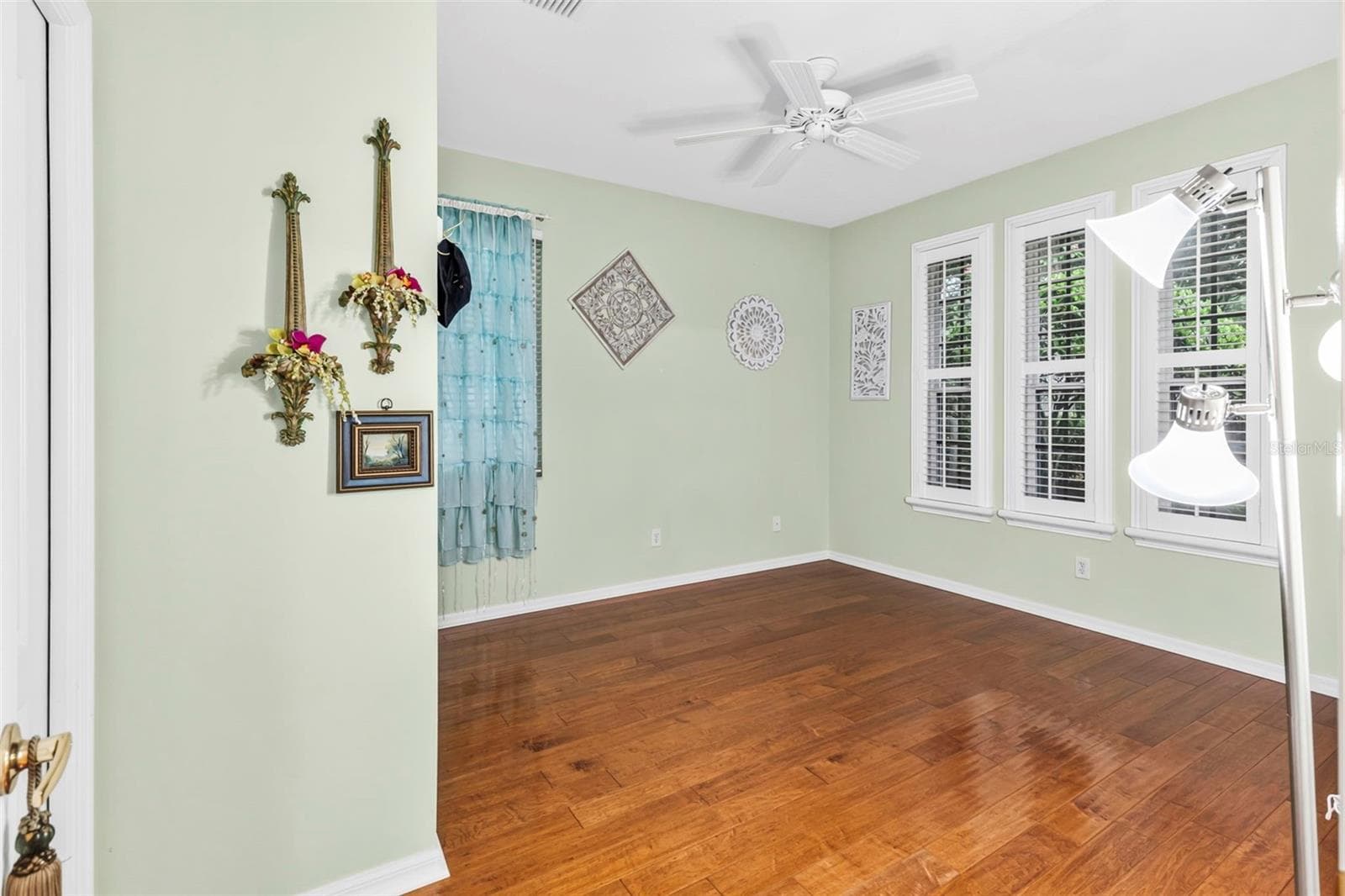 Single Family Residence at 28 CAMELOT RIDGE DR, BRANDON, photo 20 of 70