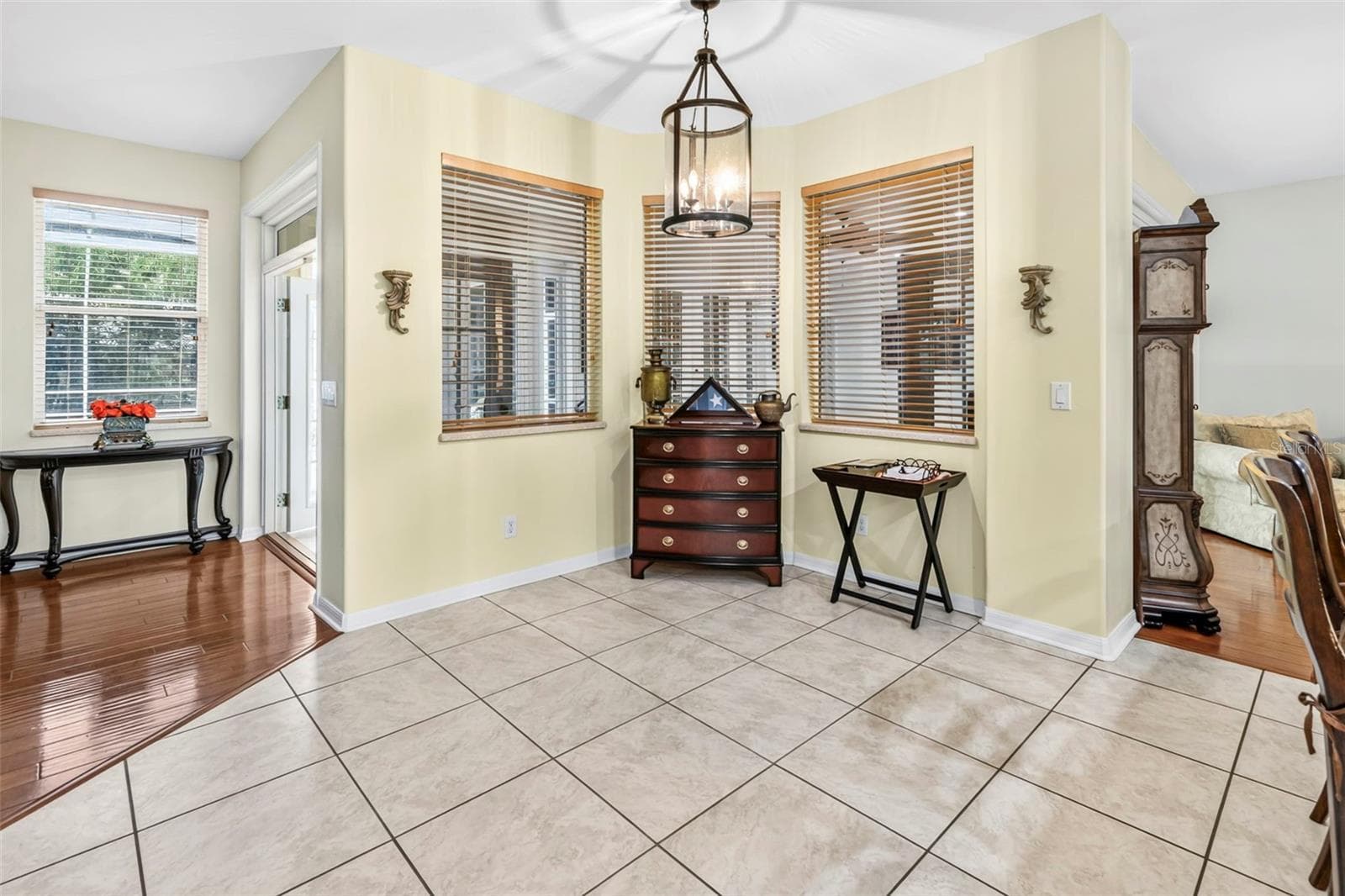 Single Family Residence at 28 CAMELOT RIDGE DR, BRANDON, photo 26 of 70