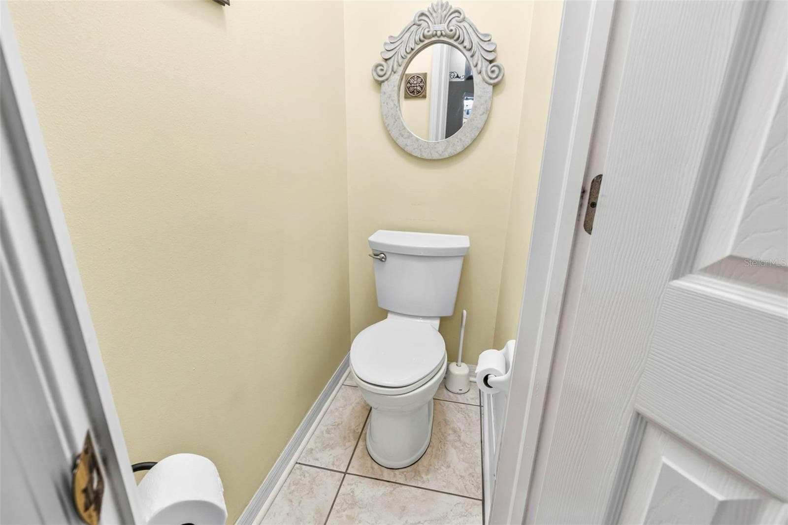 Single Family Residence at 28 CAMELOT RIDGE DR, BRANDON, photo 46 of 70