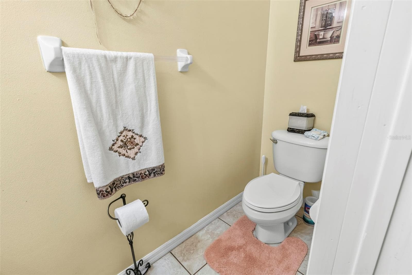 Single Family Residence at 28 CAMELOT RIDGE DR, BRANDON, photo 47 of 70