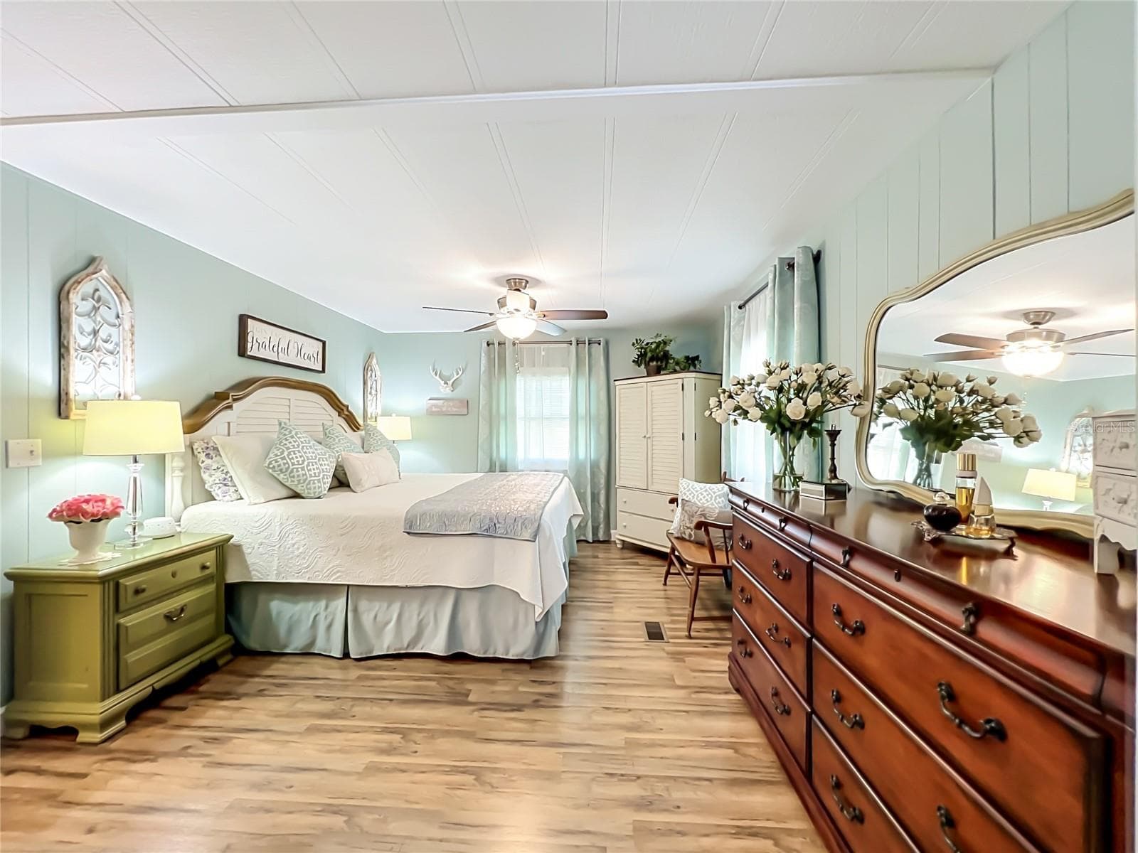 Manufactured Home at 1108 NASSAU CIR, TAVARES, photo 23 of 63