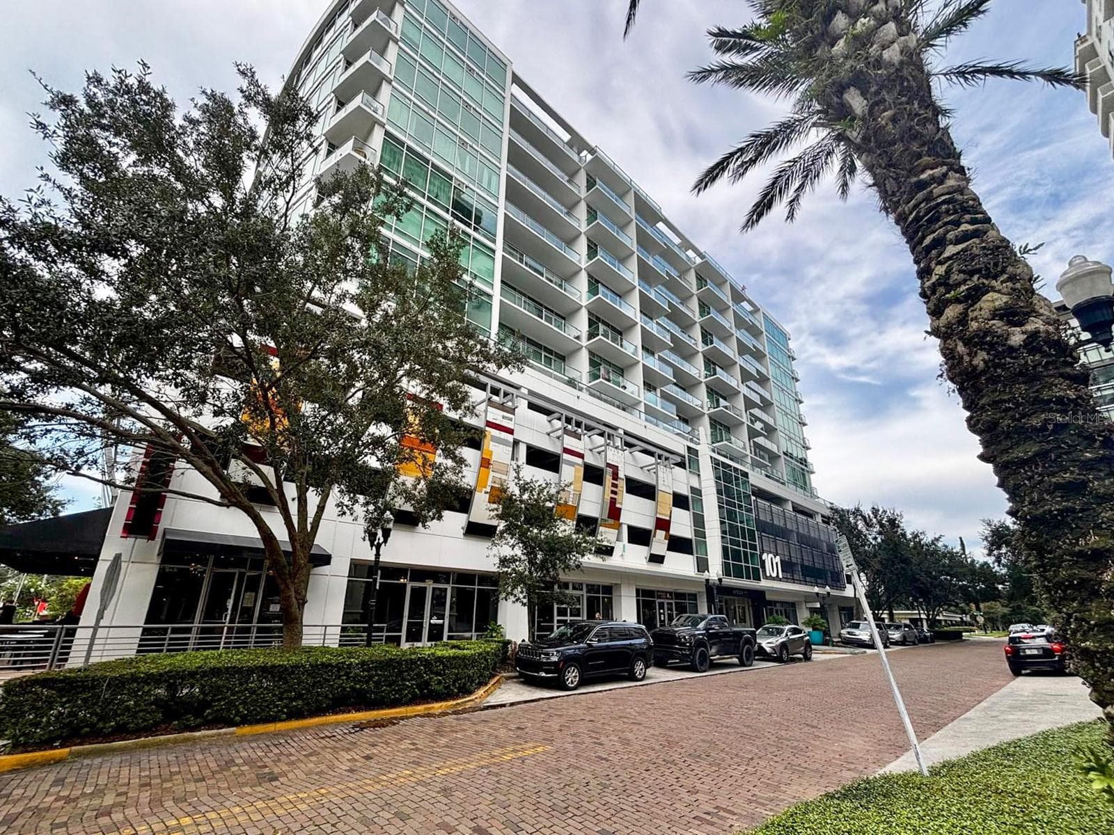 101 S EOLA DR #614