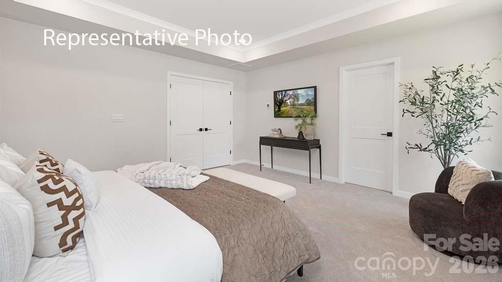 Single Family Residence at 6418 Cherrybark Oak Lane, Huntersville, photo 12 of 27