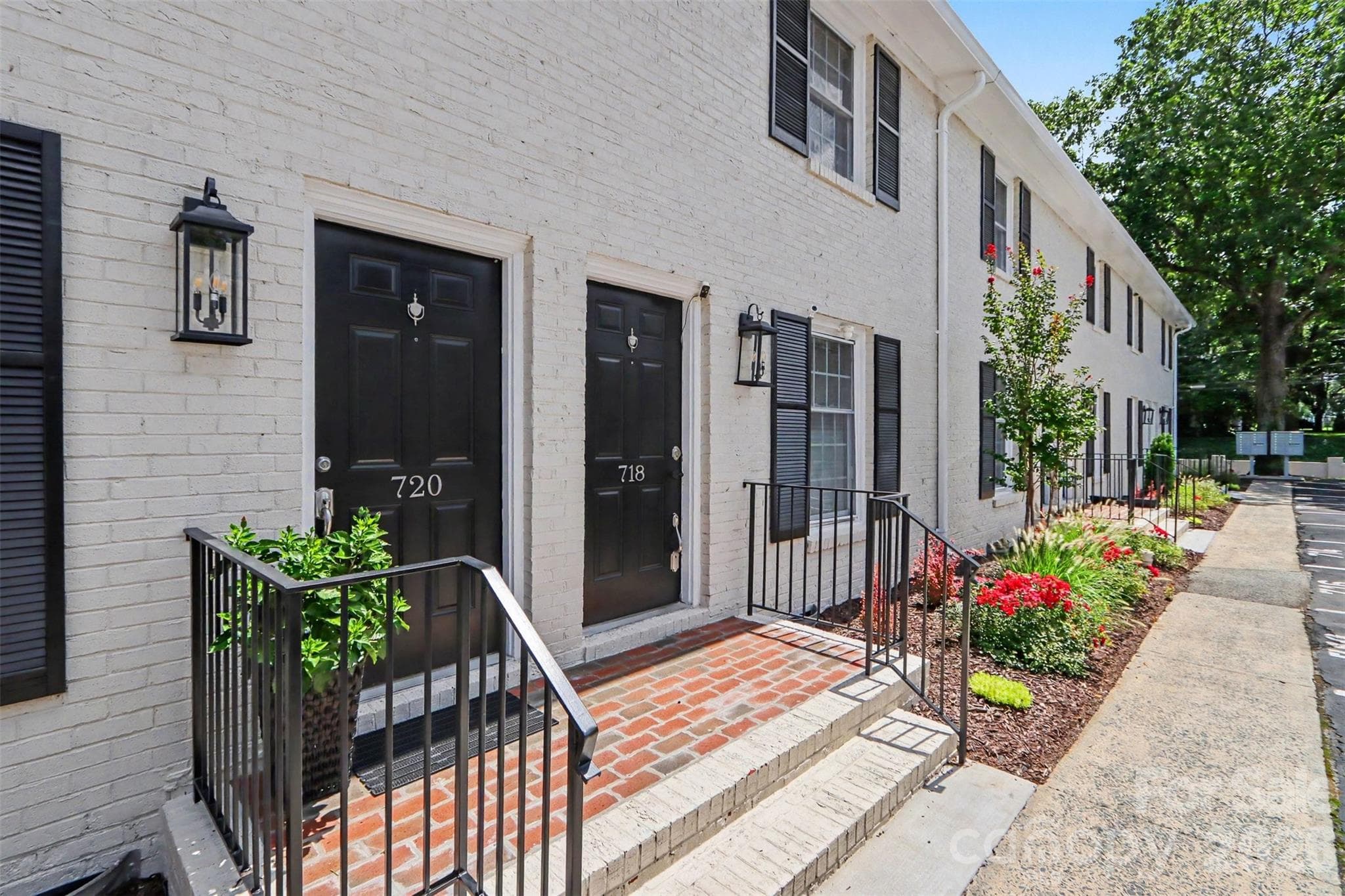 Condominium at 718 W Franklin Street, Monroe, photo 8 of 19