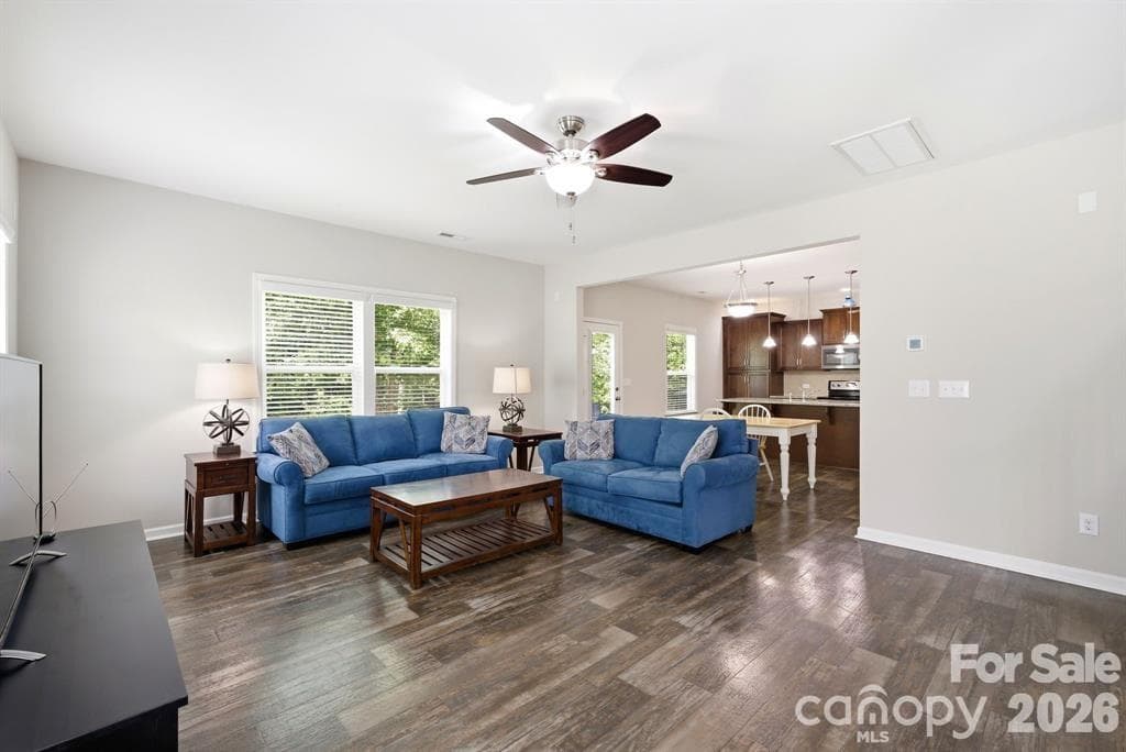 Single Family Residence at 2628 Courtland Drive, Clover, photo 2 of 25