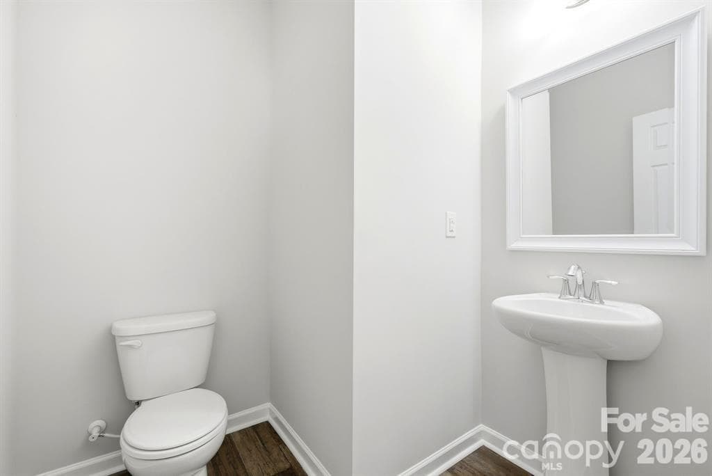 Single Family Residence at 2628 Courtland Drive, Clover, photo 14 of 25