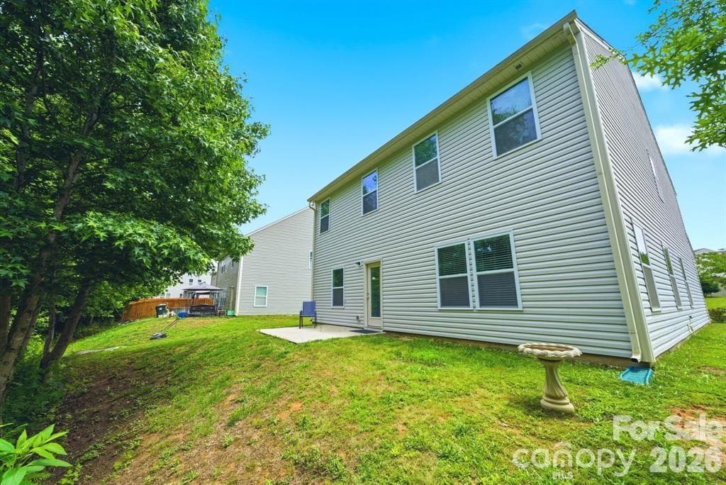 Single Family Residence at 2628 Courtland Drive, Clover, photo 23 of 25