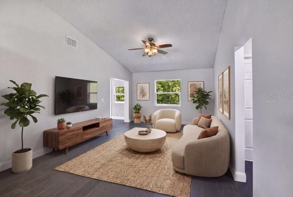 “virtually staged” - 156 LAKE DR, ORLANDO