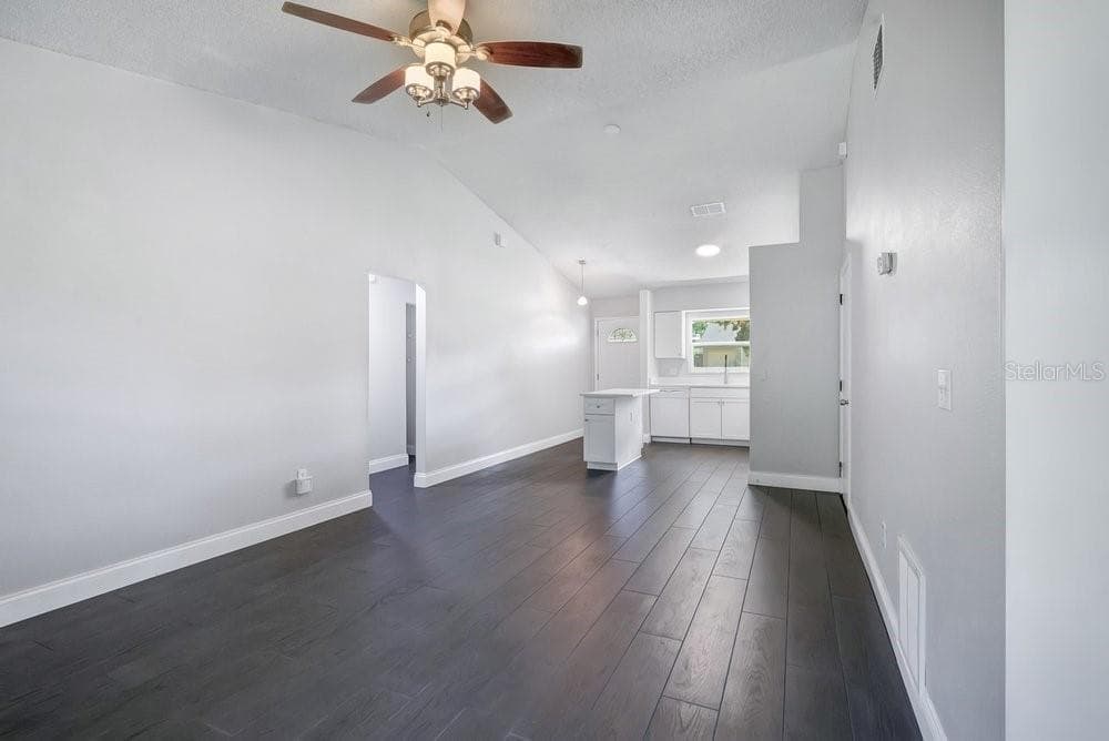 Single Family Residence at 156 LAKE DR, ORLANDO, photo 11 of 30