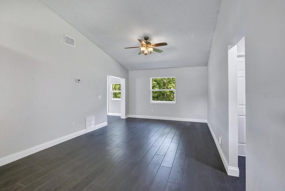 Single Family Residence at 156 LAKE DR, ORLANDO, photo 12 of 30