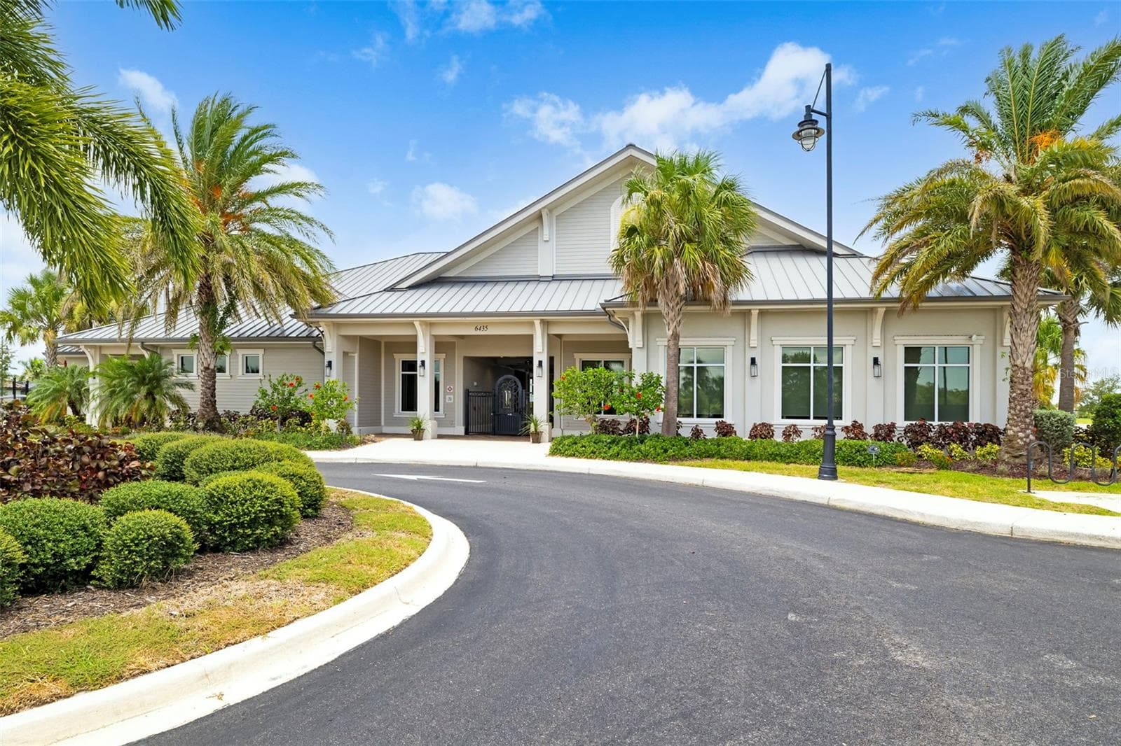 Community center - 17927 POLO TRL, BRADENTON