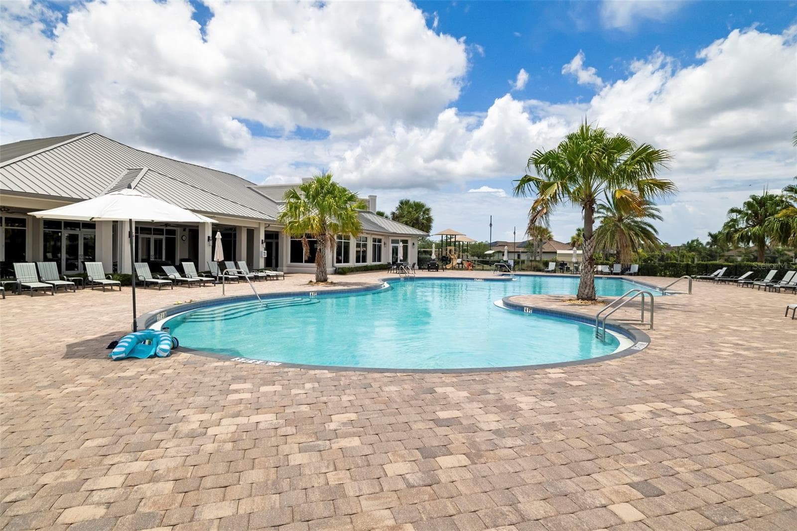Community Pool - 17927 POLO TRL, BRADENTON