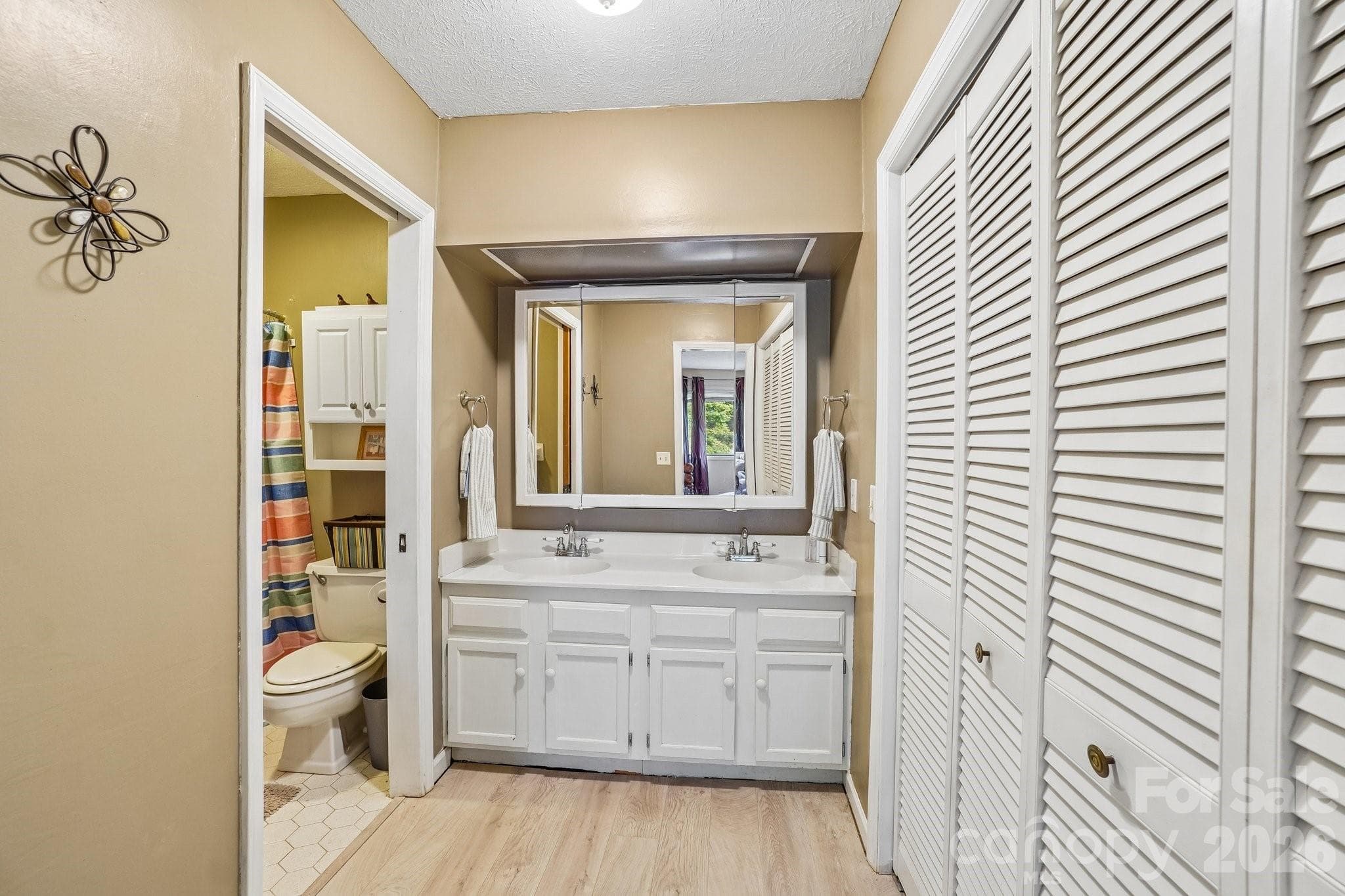 Condominium at 210 Juniper Lane, Hendersonville, photo 22 of 38