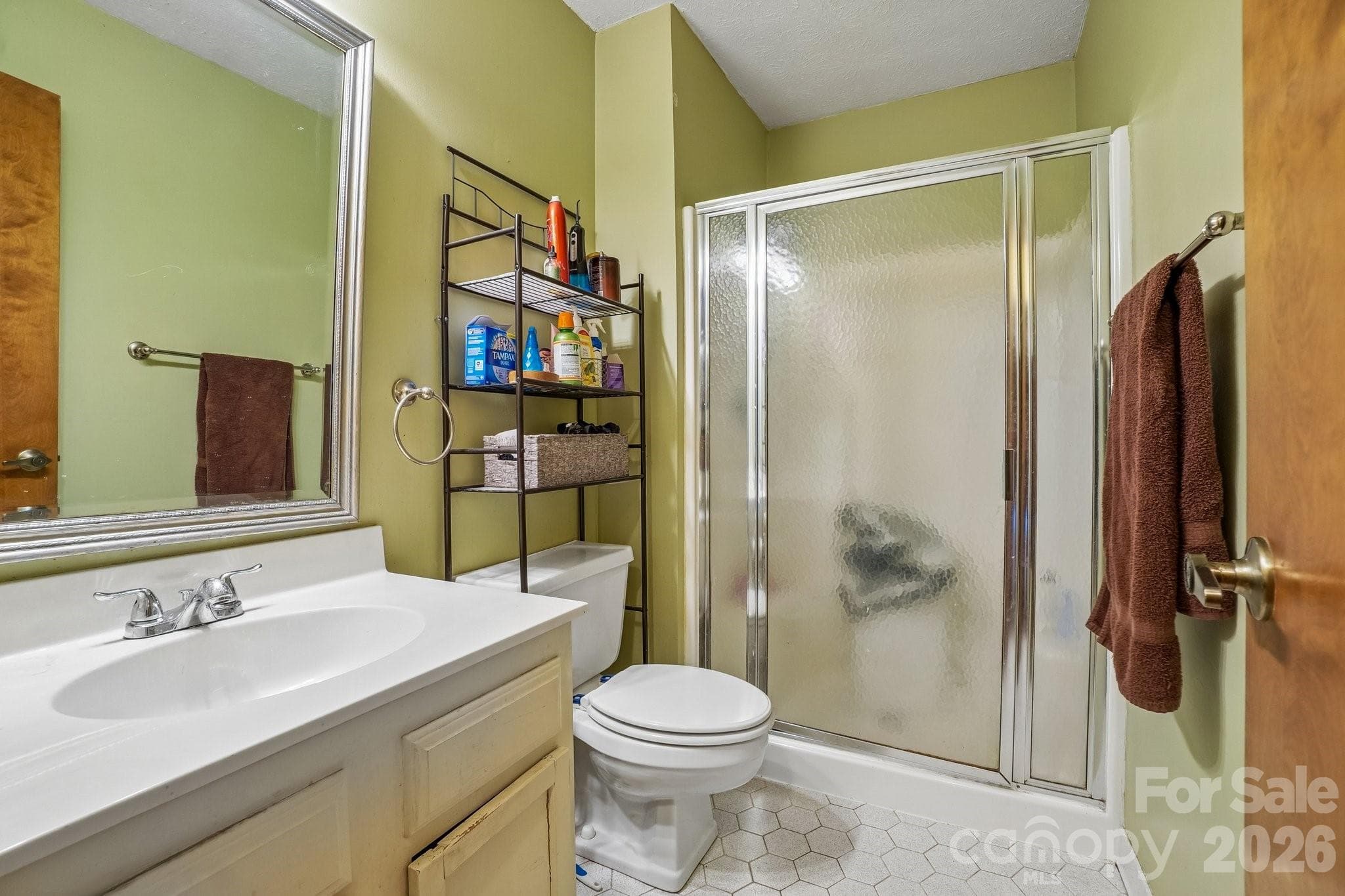 Condominium at 210 Juniper Lane, Hendersonville, photo 25 of 38