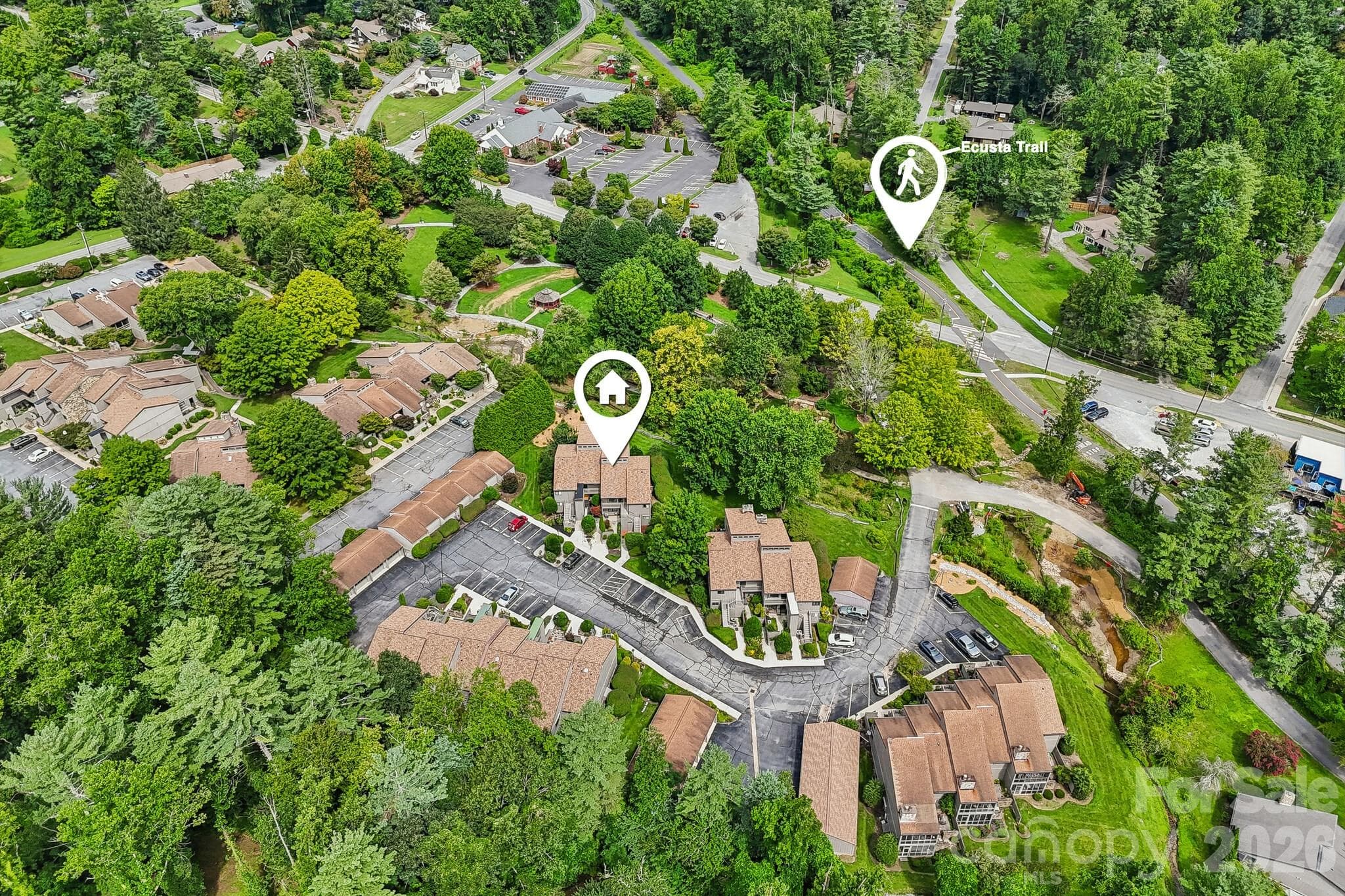 Condominium at 210 Juniper Lane, Hendersonville, photo 33 of 38