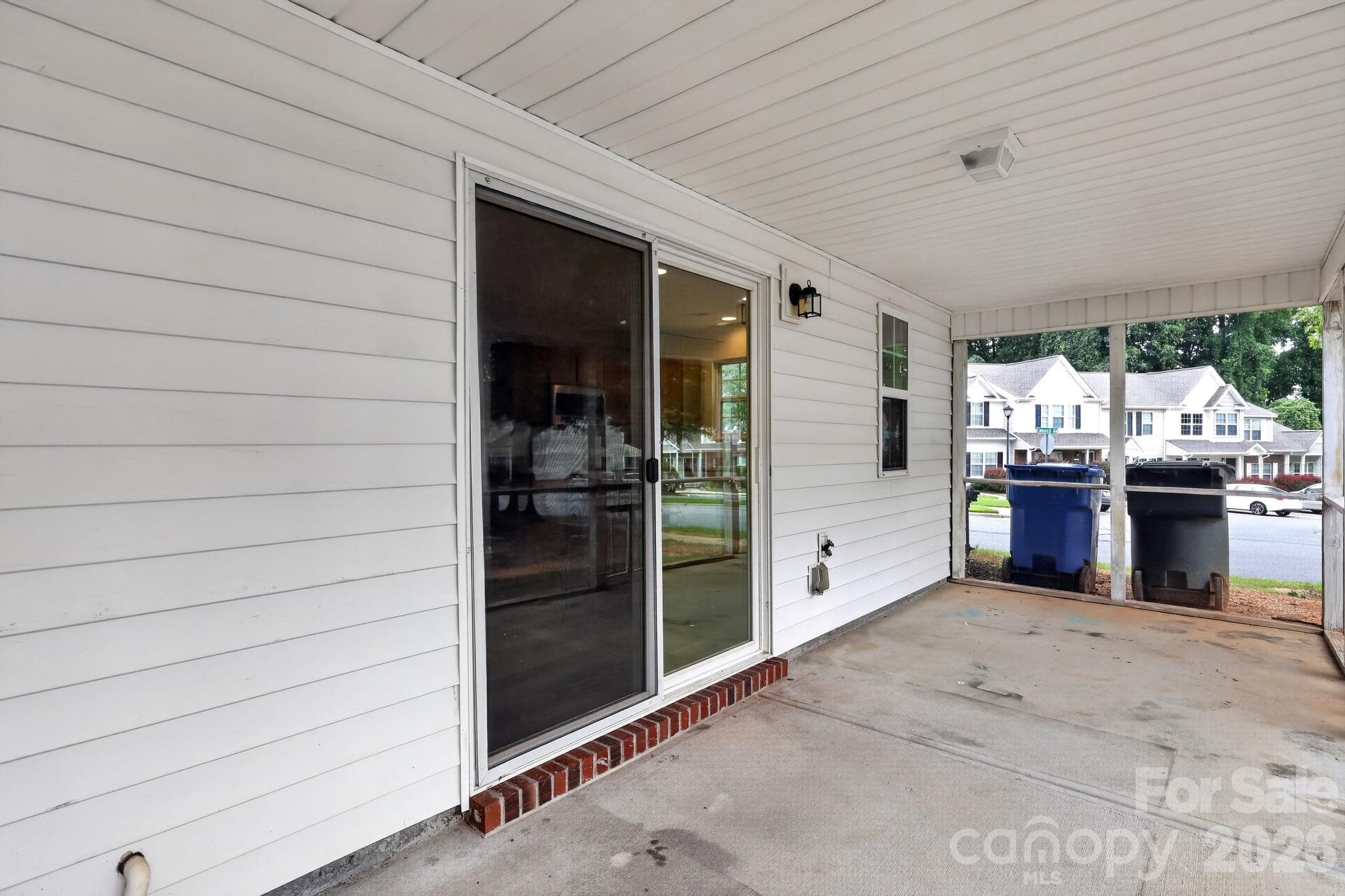 Townhouse at 159 Limerick Road, Mooresville, photo 15 of 16