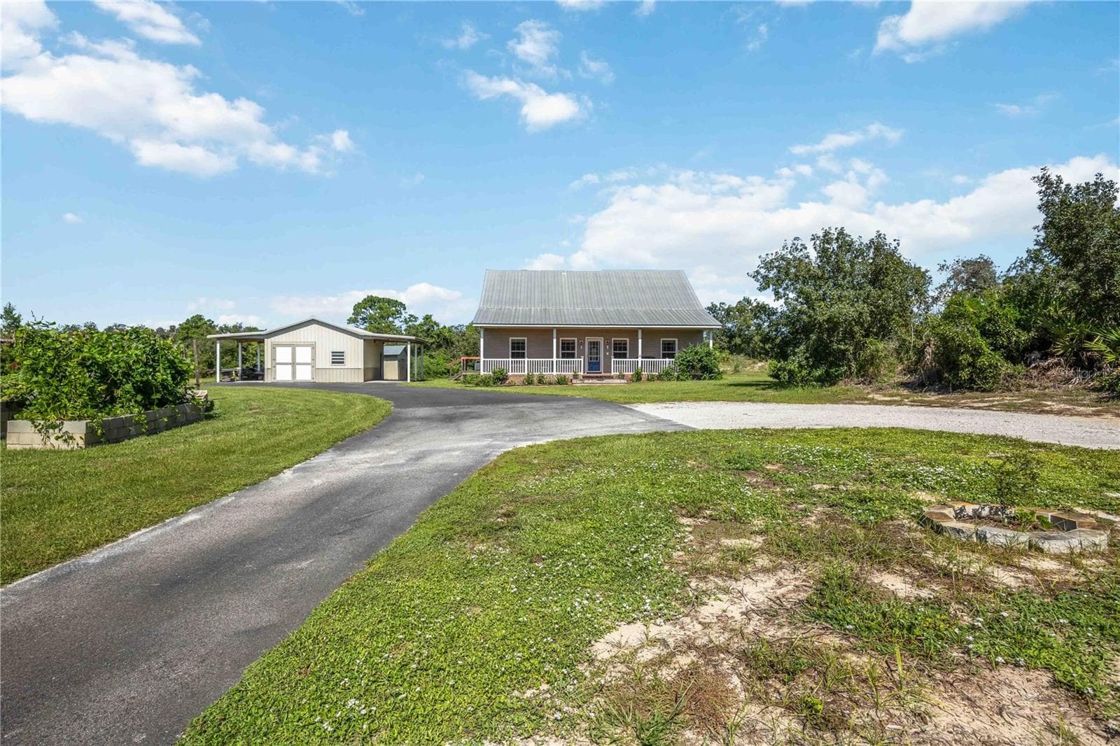 Single Family Residence at 2711 SNYDER RD, SEBRING, photo 5 of 50
