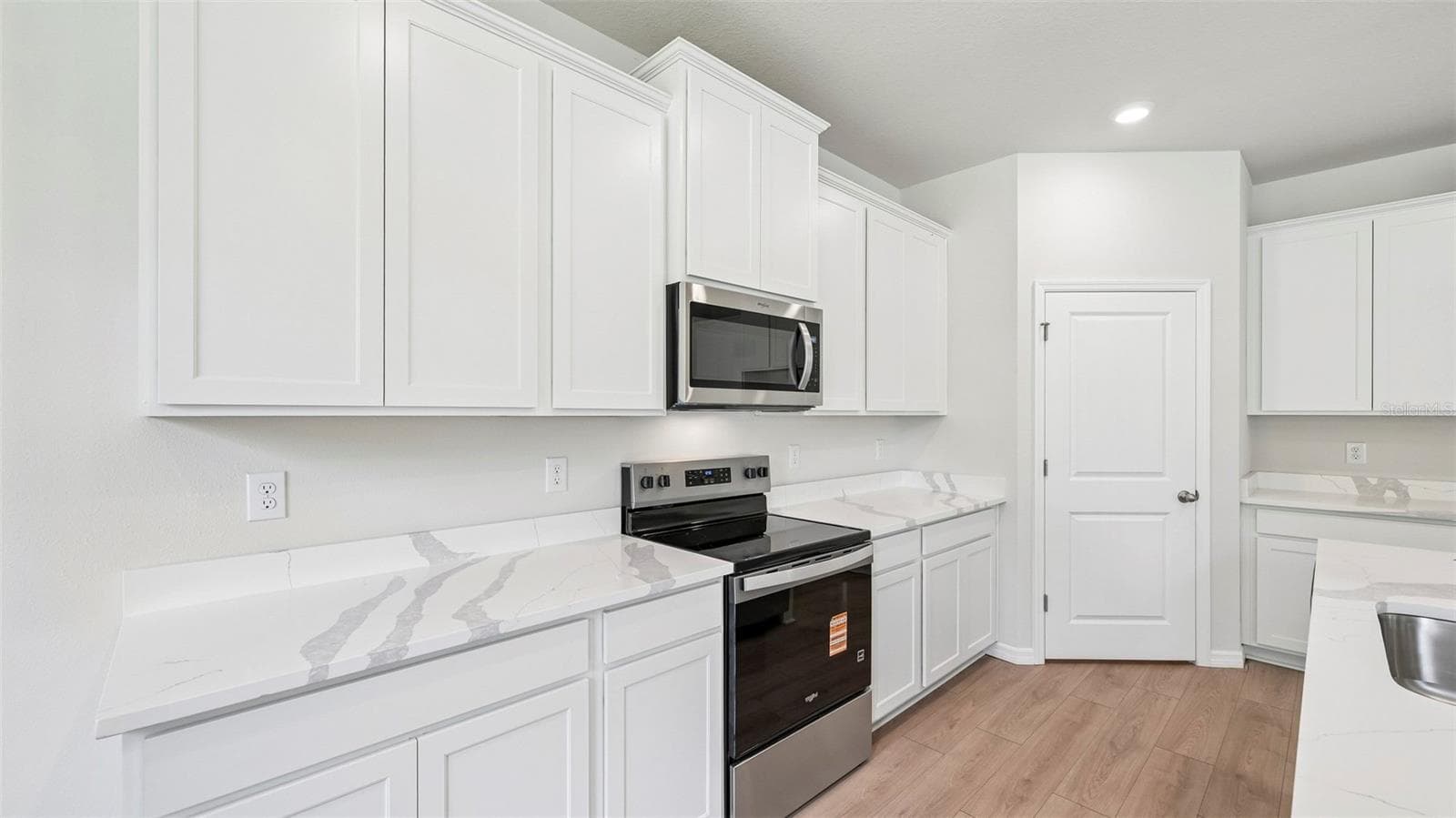 Single Family Residence at 10437 WOODLAND GARDEN WAY, PARRISH, photo 3 of 51