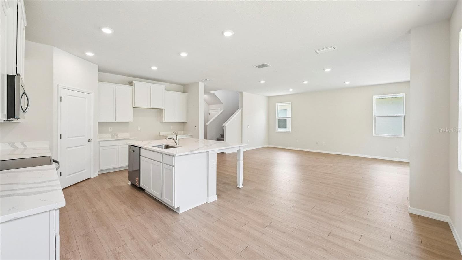 Single Family Residence at 10437 WOODLAND GARDEN WAY, PARRISH, photo 9 of 51