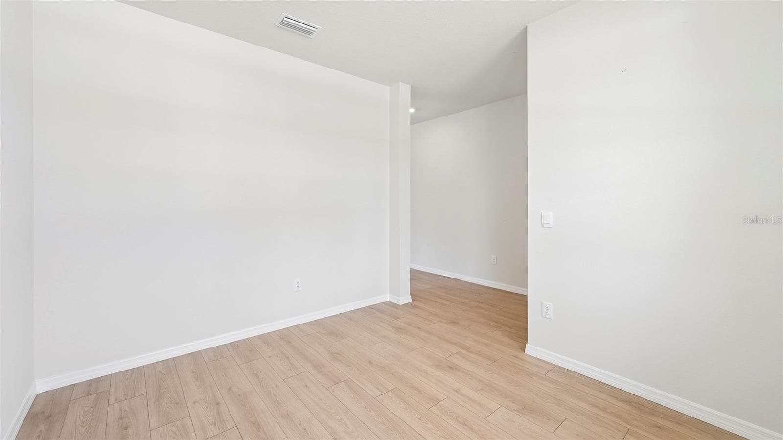 Single Family Residence at 10437 WOODLAND GARDEN WAY, PARRISH, photo 12 of 51