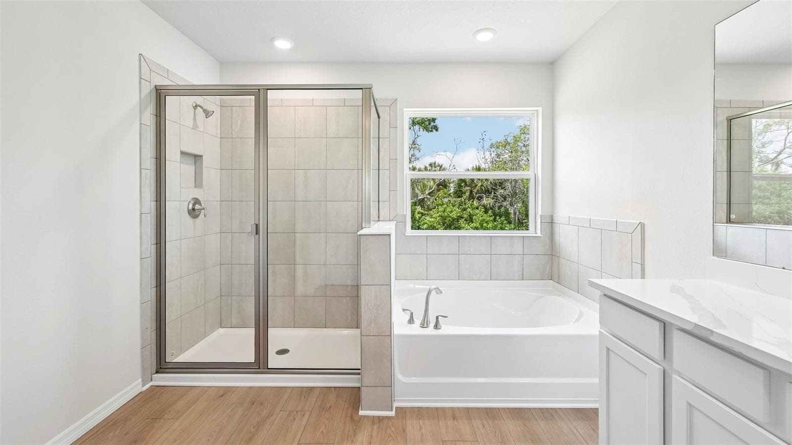 Single Family Residence at 10437 WOODLAND GARDEN WAY, PARRISH, photo 21 of 51