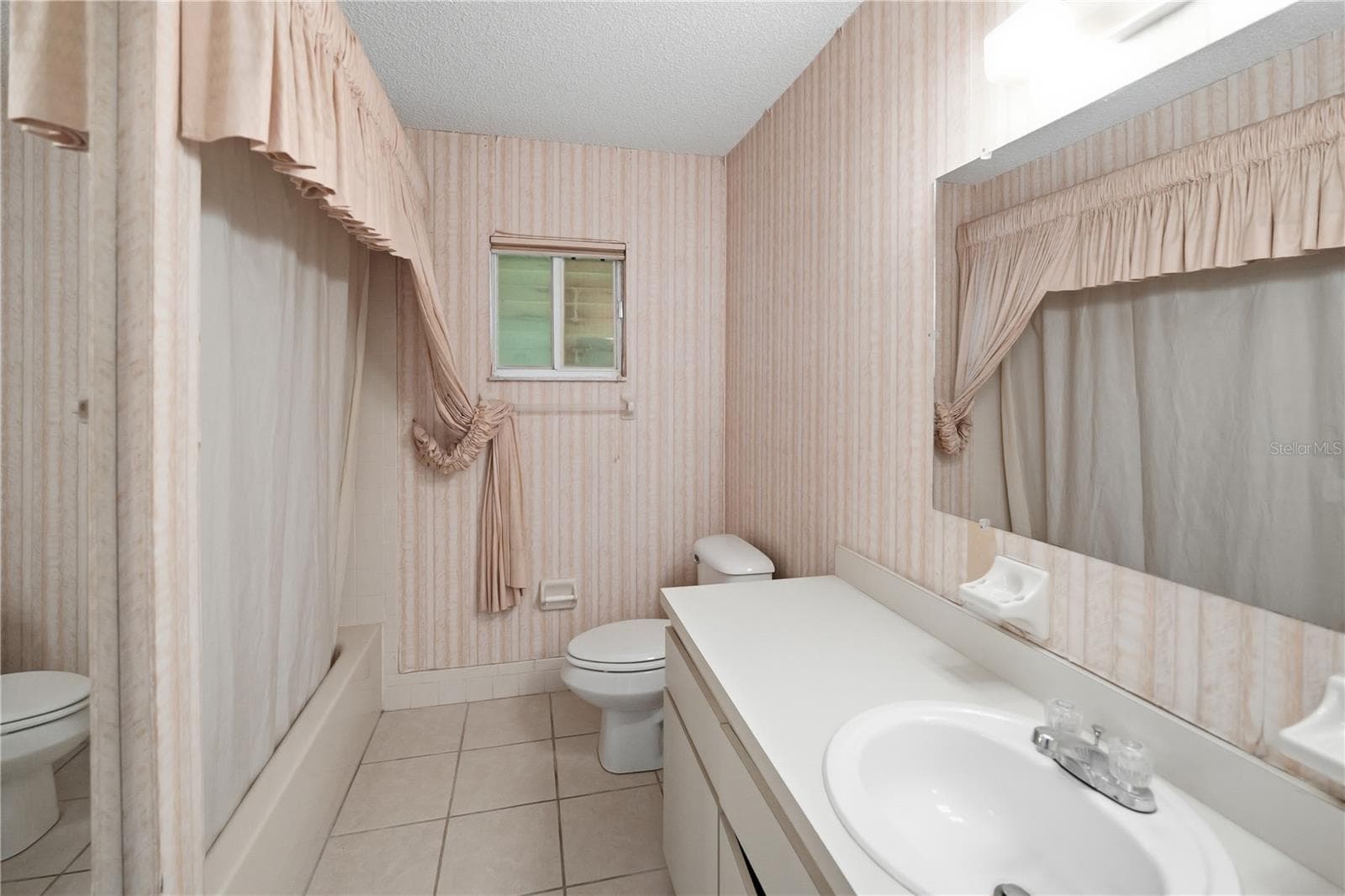 Single Family Residence at 6461 SW 109TH PL, OCALA, photo 15 of 24