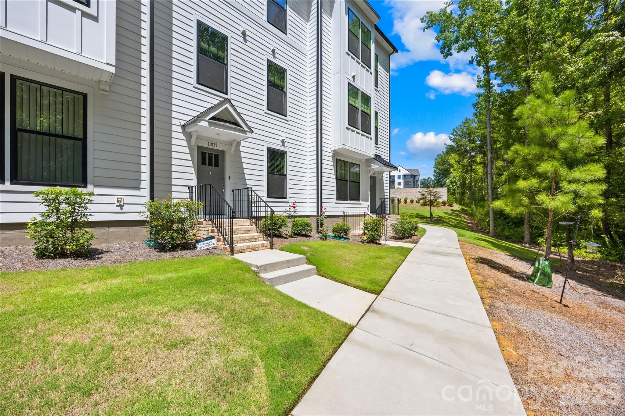 Townhouse at 12133 Storm Lane, Charlotte, photo 4 of 38