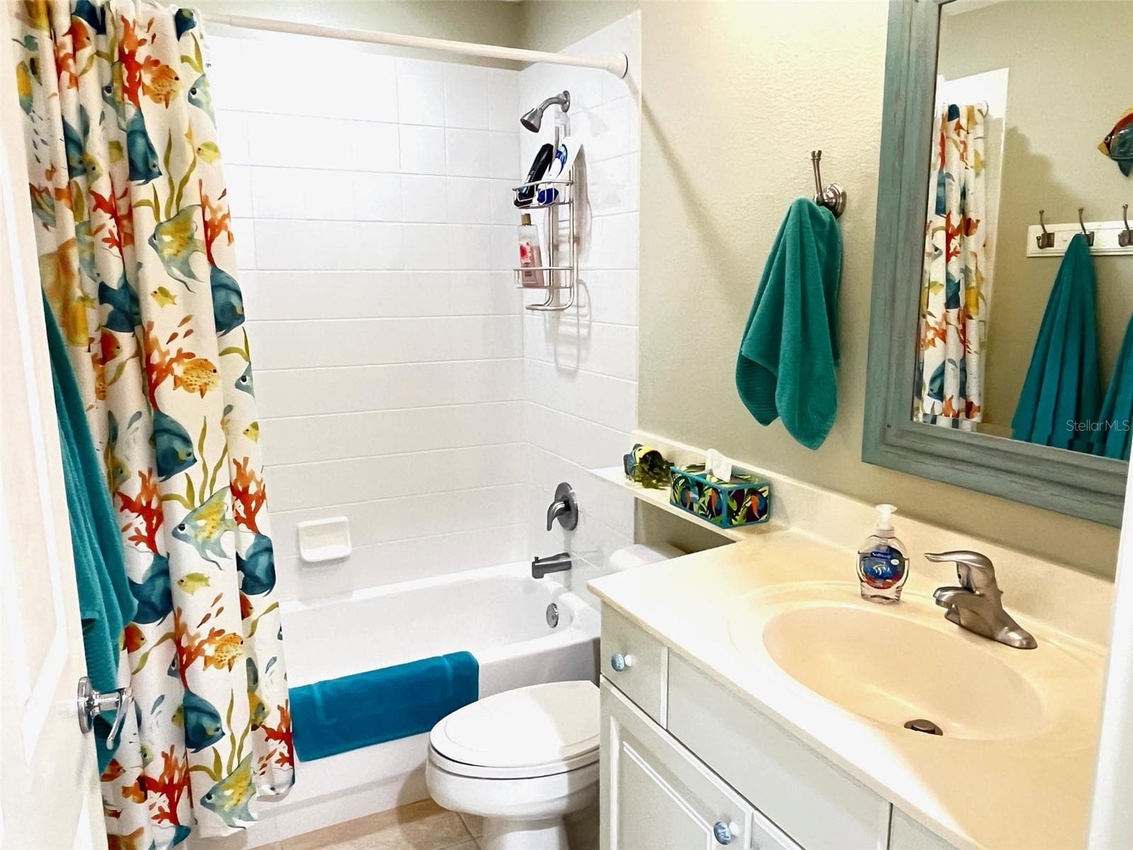 GUEST BATHROOM - 6854 FAIRVIEW TER #6854, BRADENTON