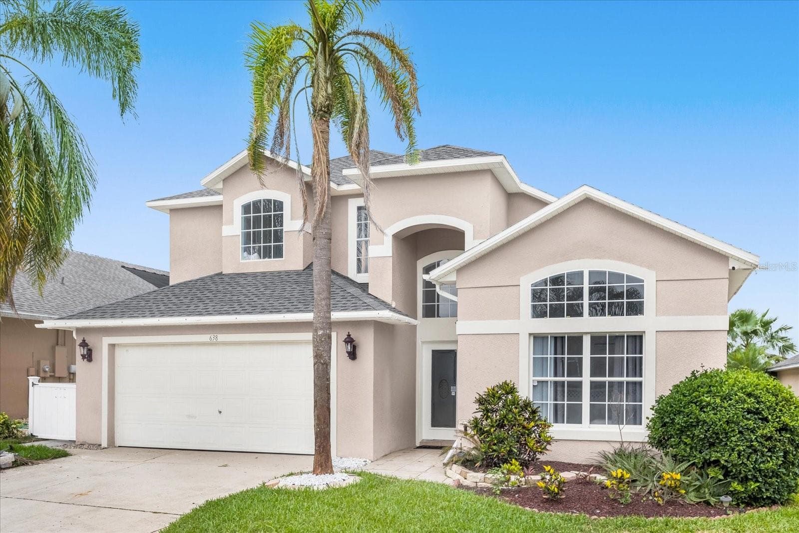 638 CASSIA DR