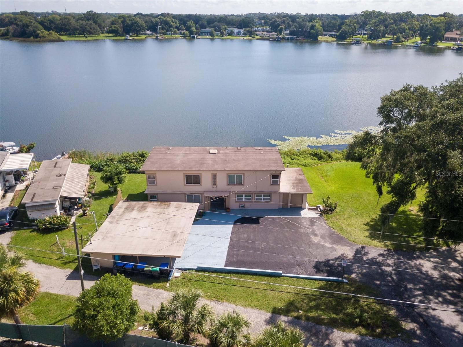3637 N ORANGE BLOSSOM TRL