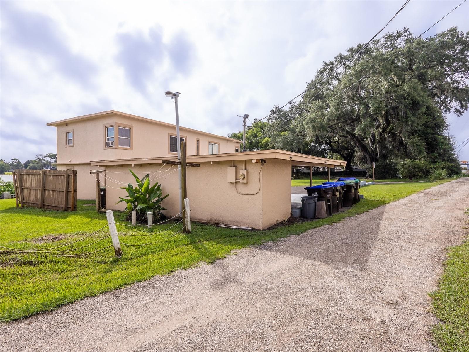 Quadruplex at 3637 N ORANGE BLOSSOM TRL, ORLANDO, photo 7 of 28