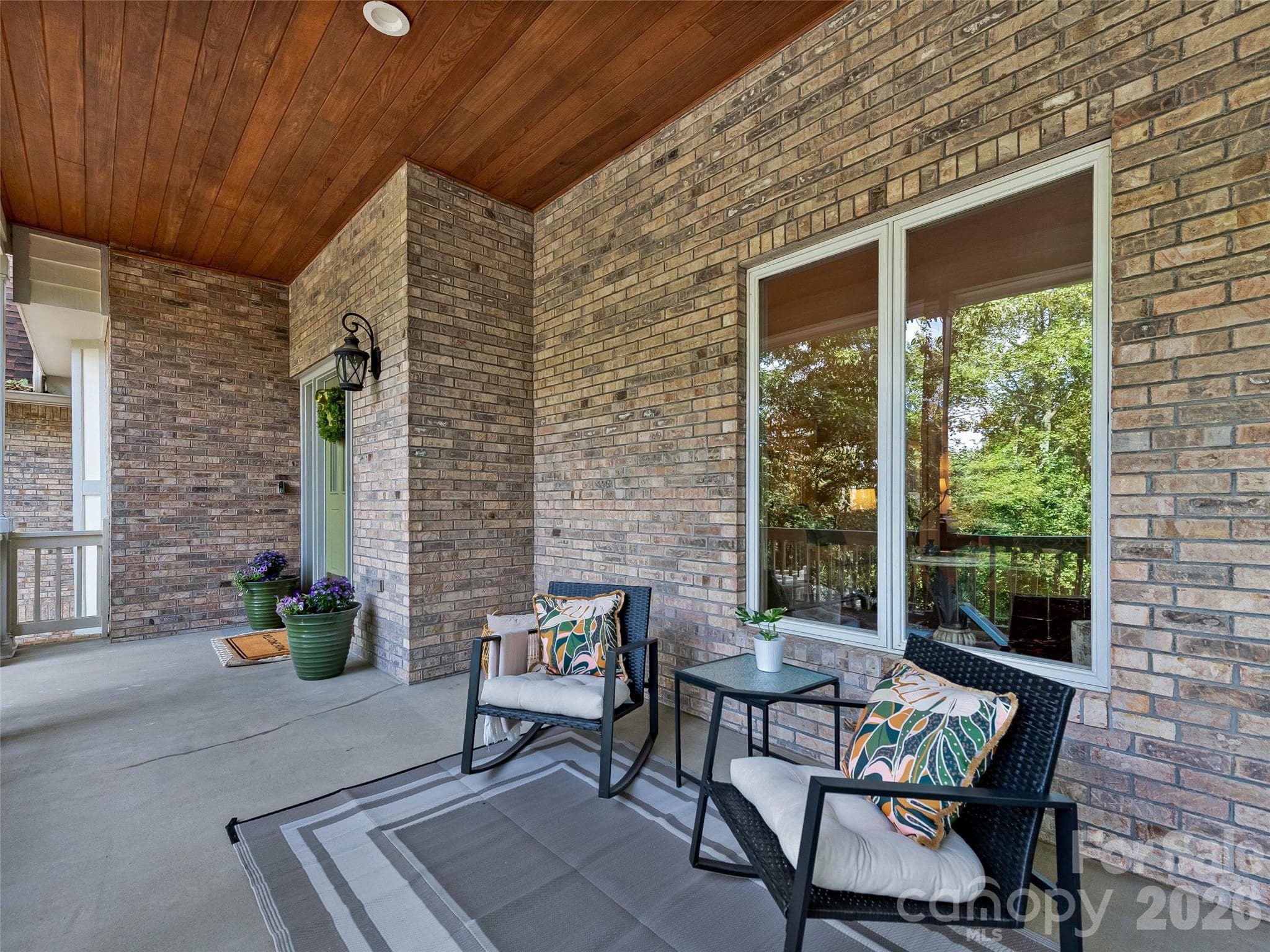 Single Family Residence at 105 Galloway Drive, Asheville, photo 6 of 47