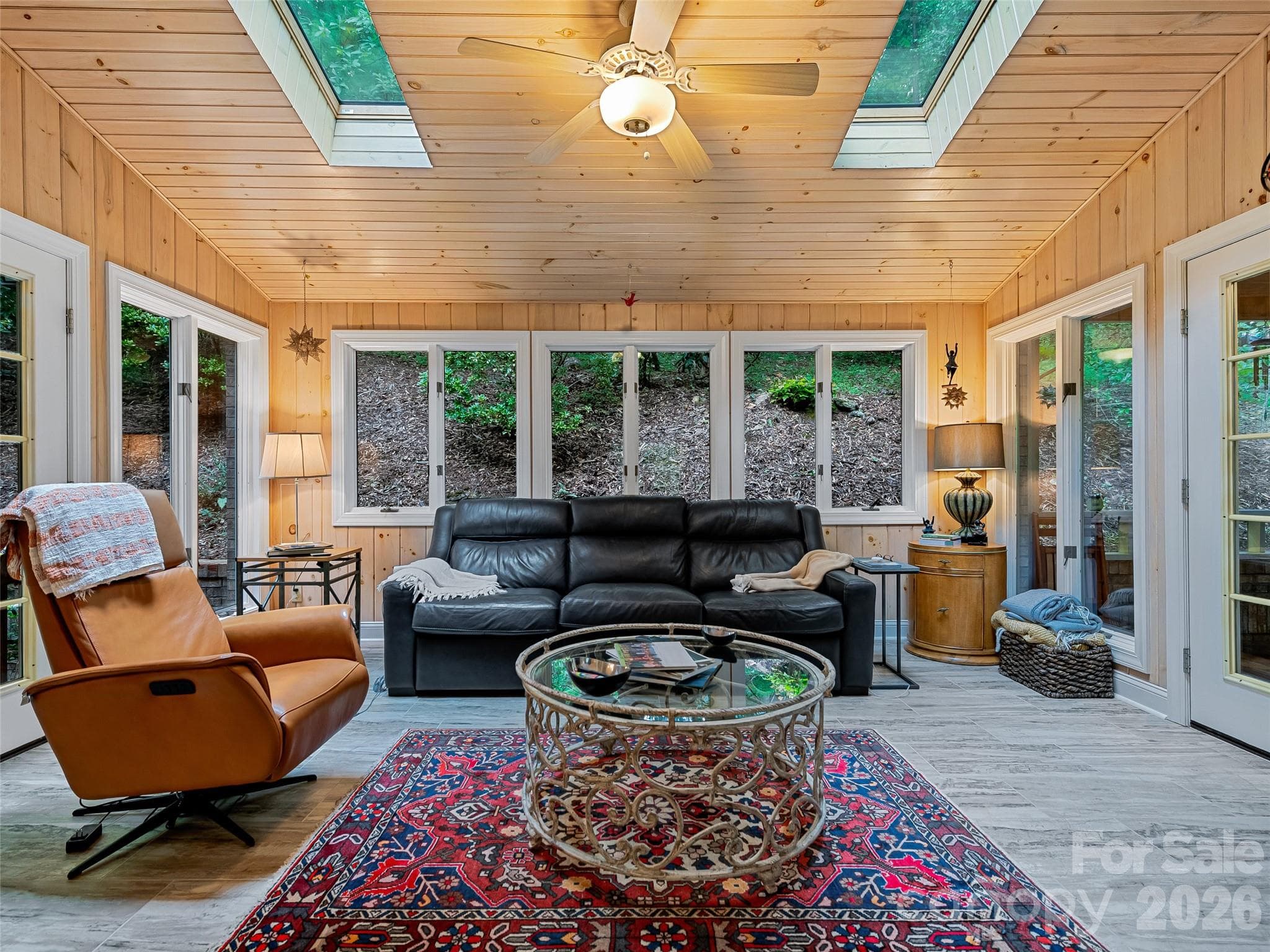 Single Family Residence at 105 Galloway Drive, Asheville, photo 12 of 47