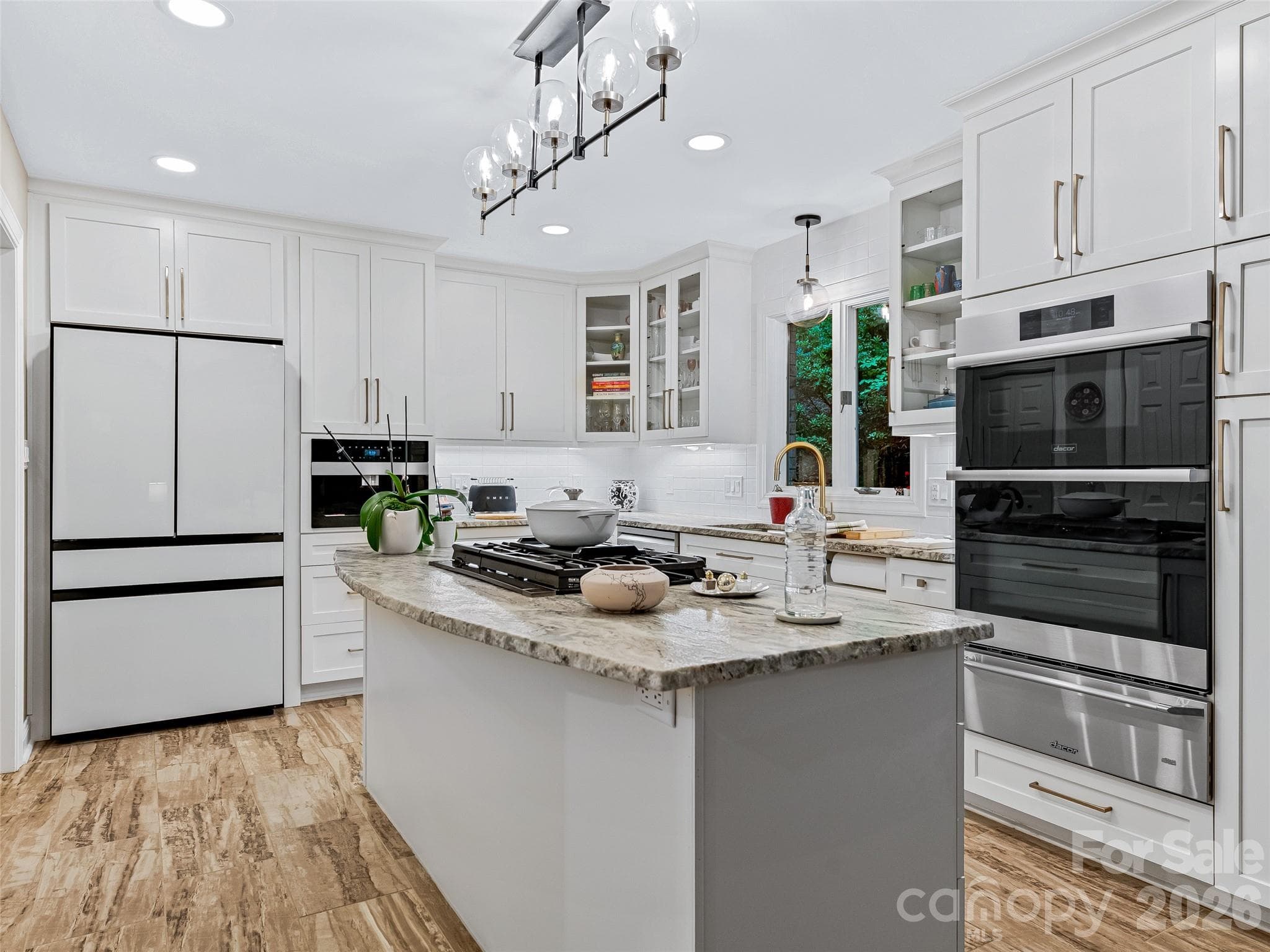 Single Family Residence at 105 Galloway Drive, Asheville, photo 19 of 47