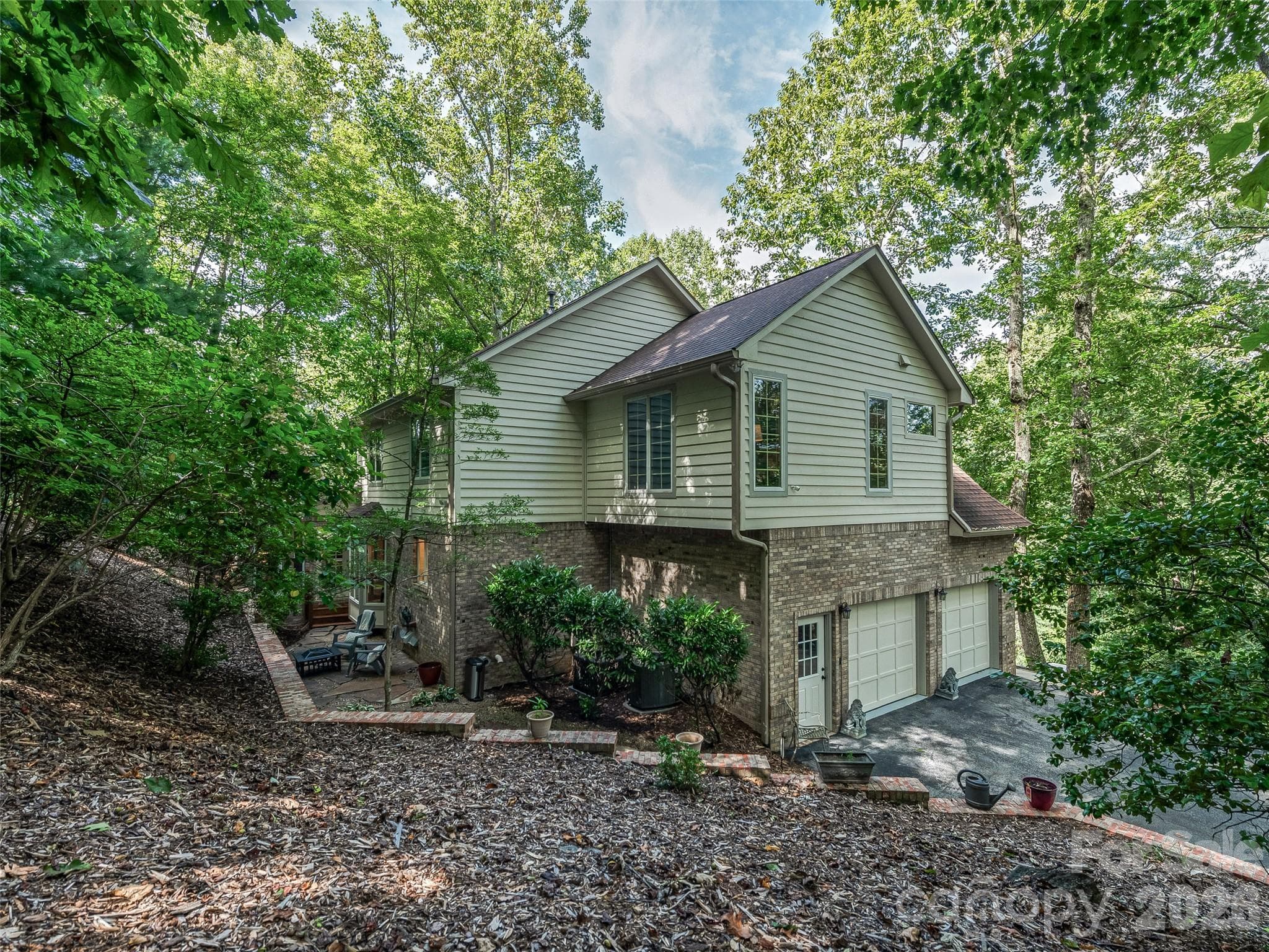 Single Family Residence at 105 Galloway Drive, Asheville, photo 45 of 47