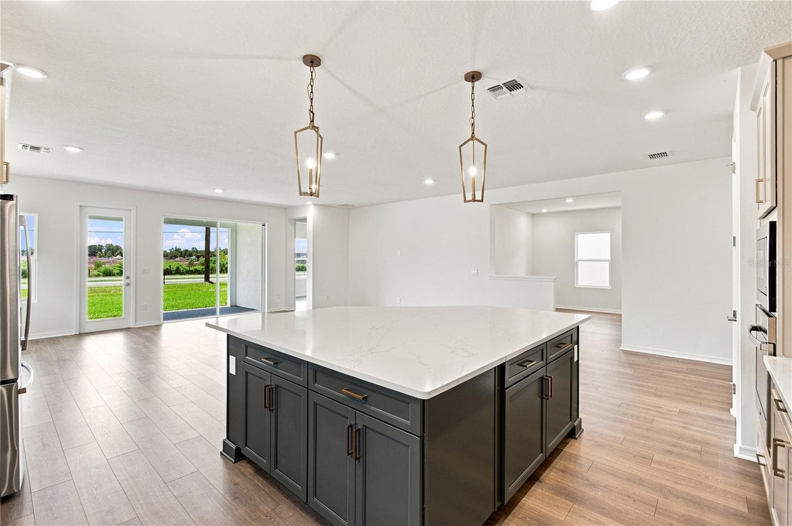 Kitchen - 5033 ORINOCO LN, ST CLOUD