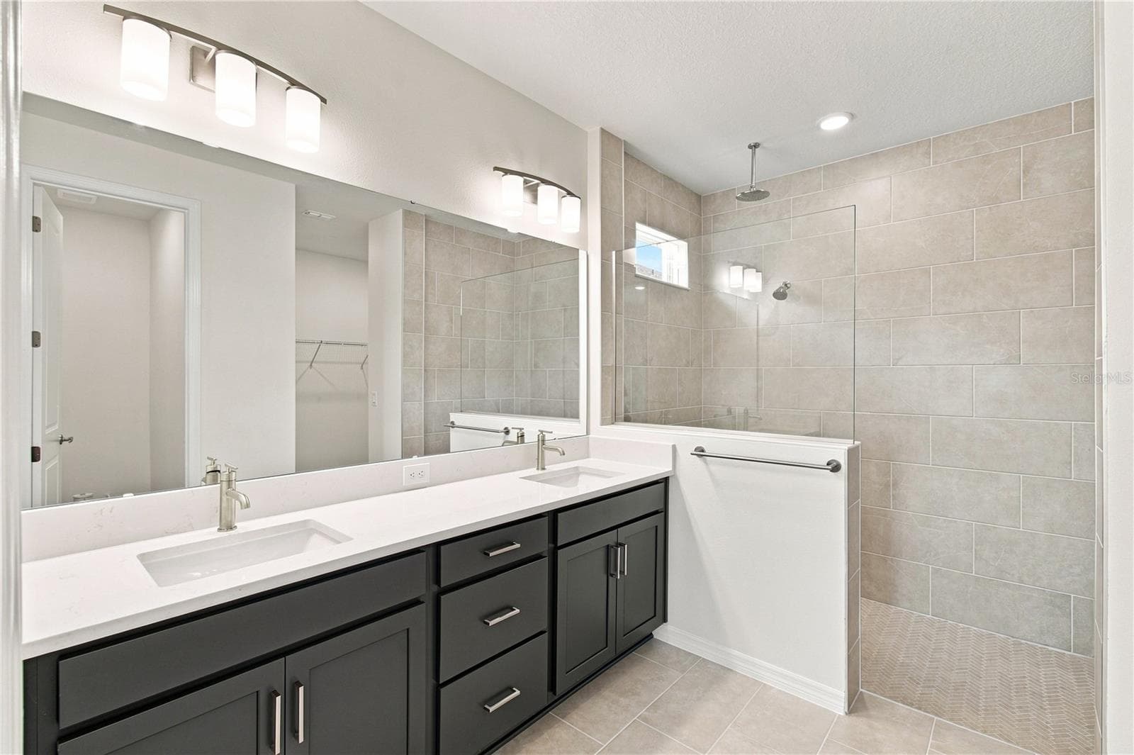 Owner's Bath - 5033 ORINOCO LN, ST CLOUD