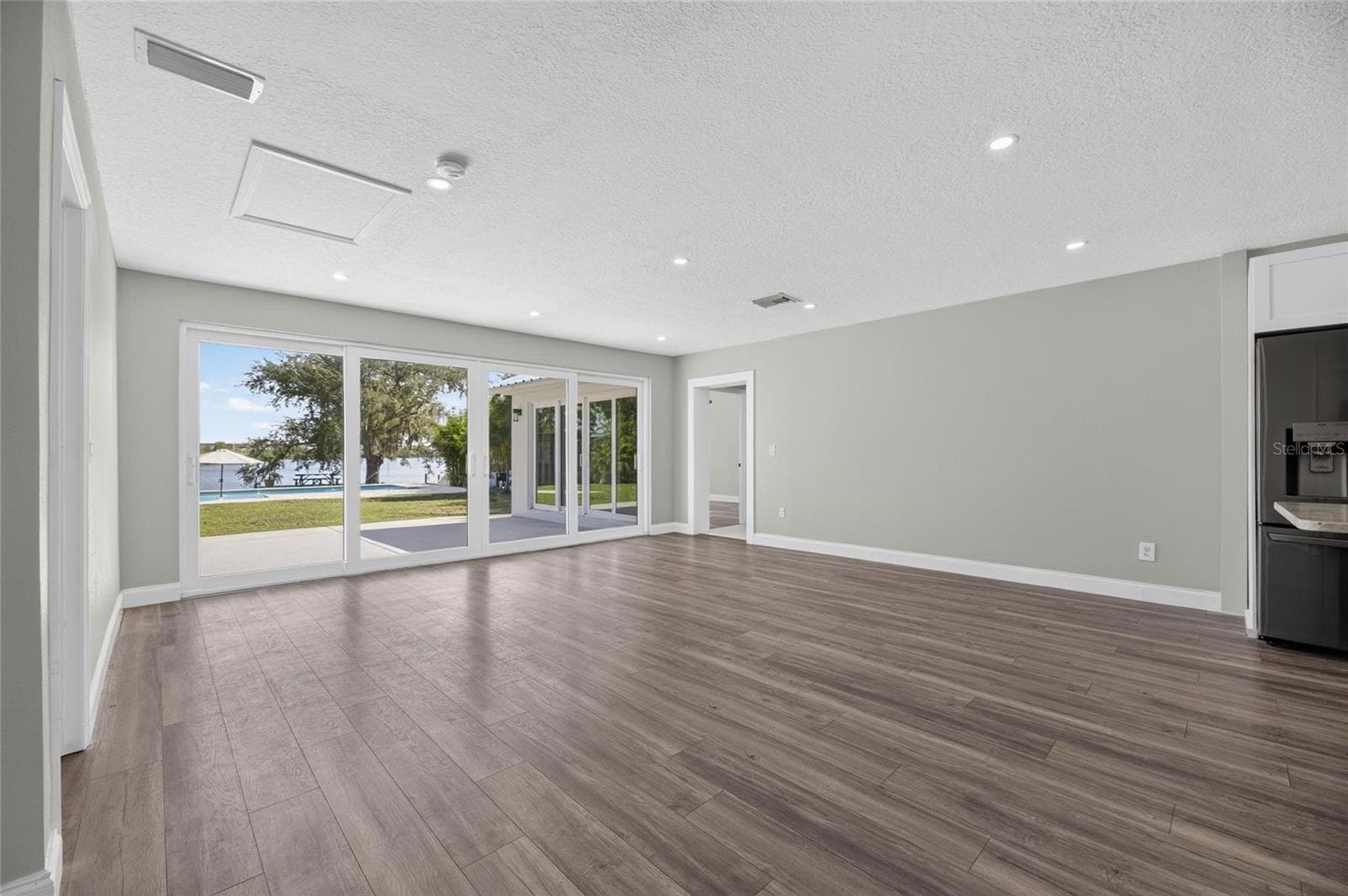 Single Family Residence at 6712 MYRNA DR, TAMPA, photo 21 of 89