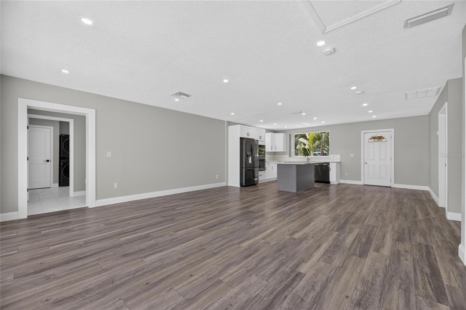 Single Family Residence at 6712 MYRNA DR, TAMPA, photo 25 of 89