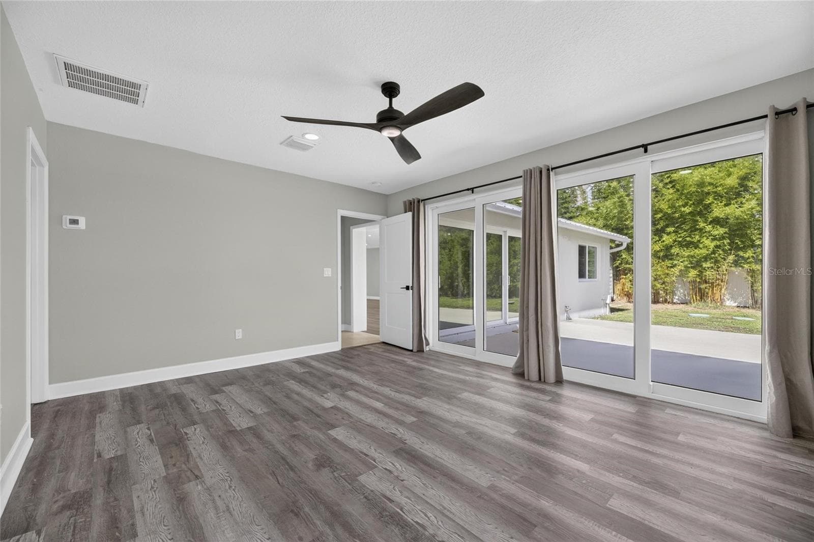 Single Family Residence at 6712 MYRNA DR, TAMPA, photo 32 of 89