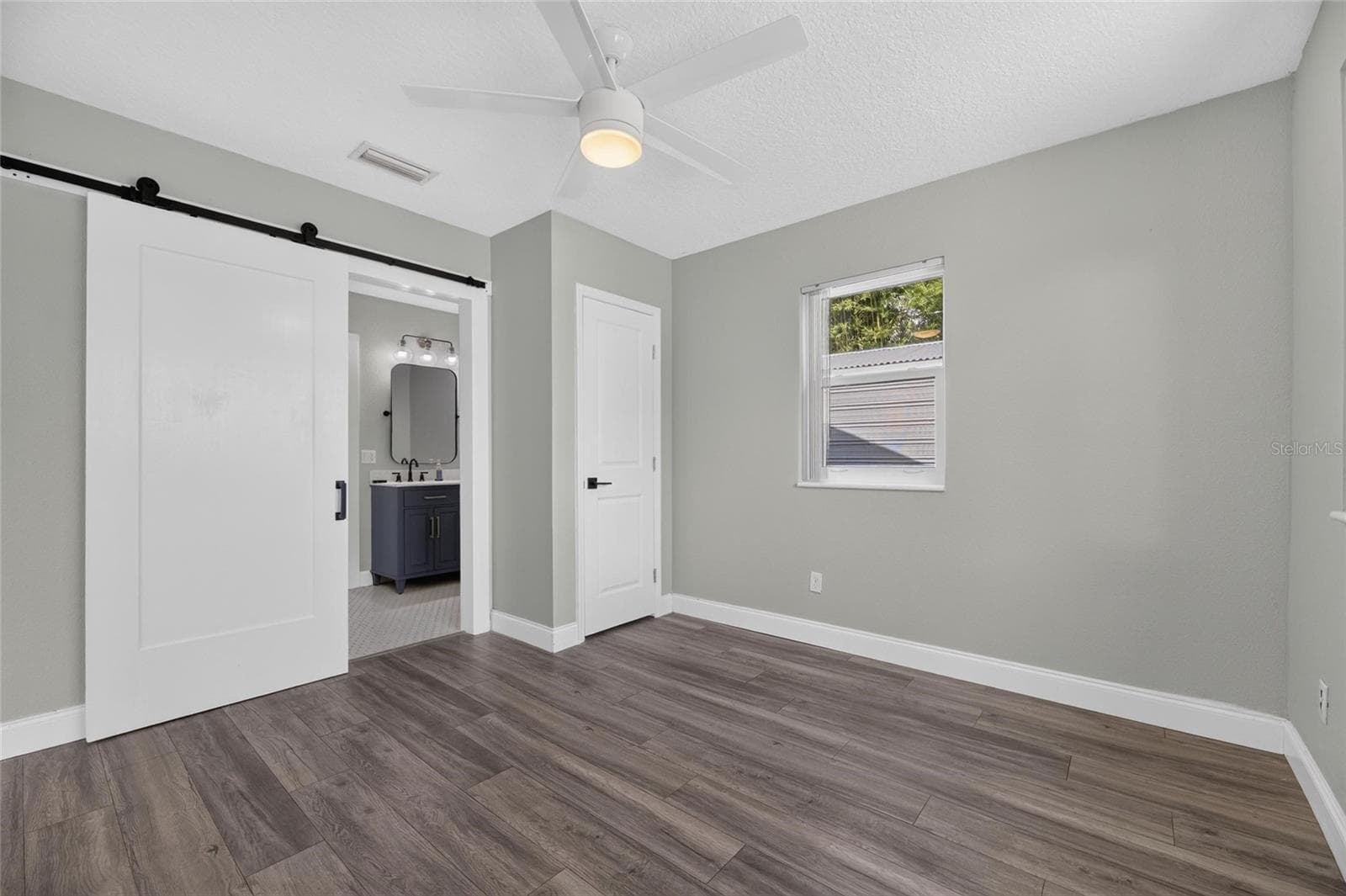 Single Family Residence at 6712 MYRNA DR, TAMPA, photo 44 of 89