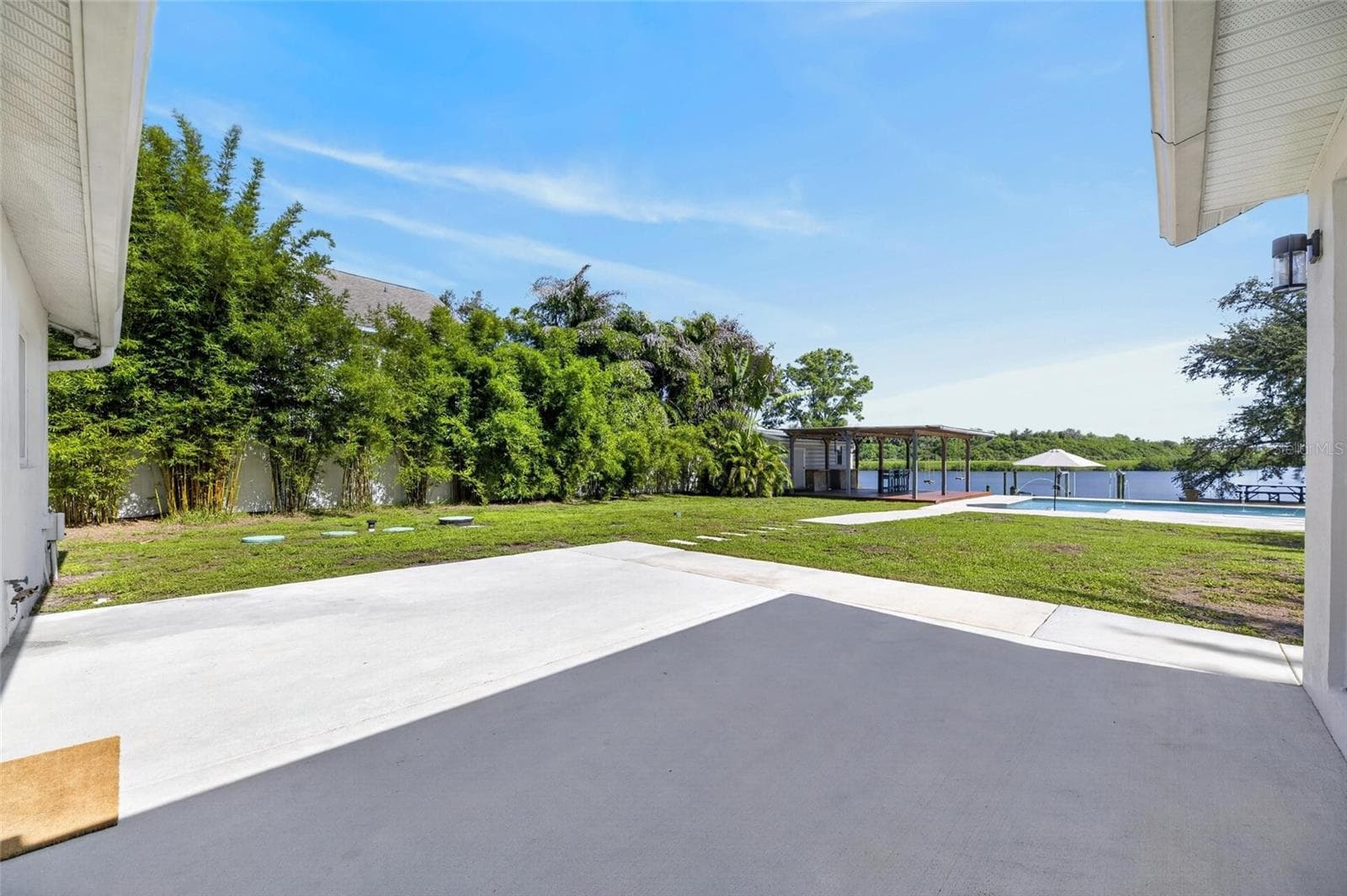 Single Family Residence at 6712 MYRNA DR, TAMPA, photo 51 of 89
