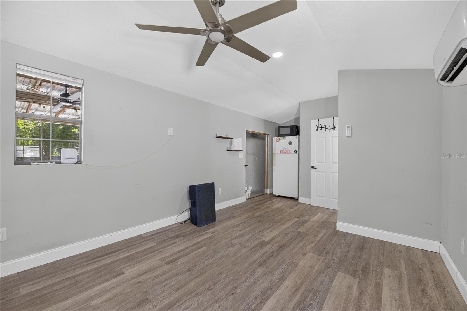 Single Family Residence at 6712 MYRNA DR, TAMPA, photo 59 of 89