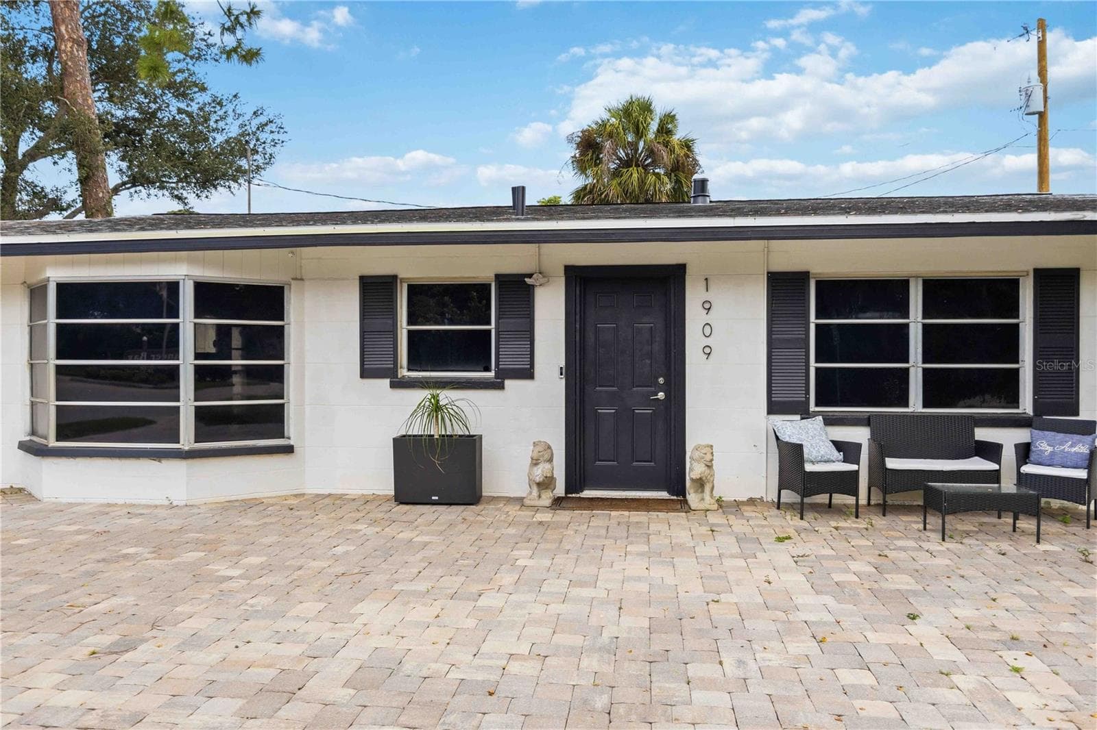 Single Family Residence at 1909 BUCCANEER DR, SARASOTA, photo 7 of 43