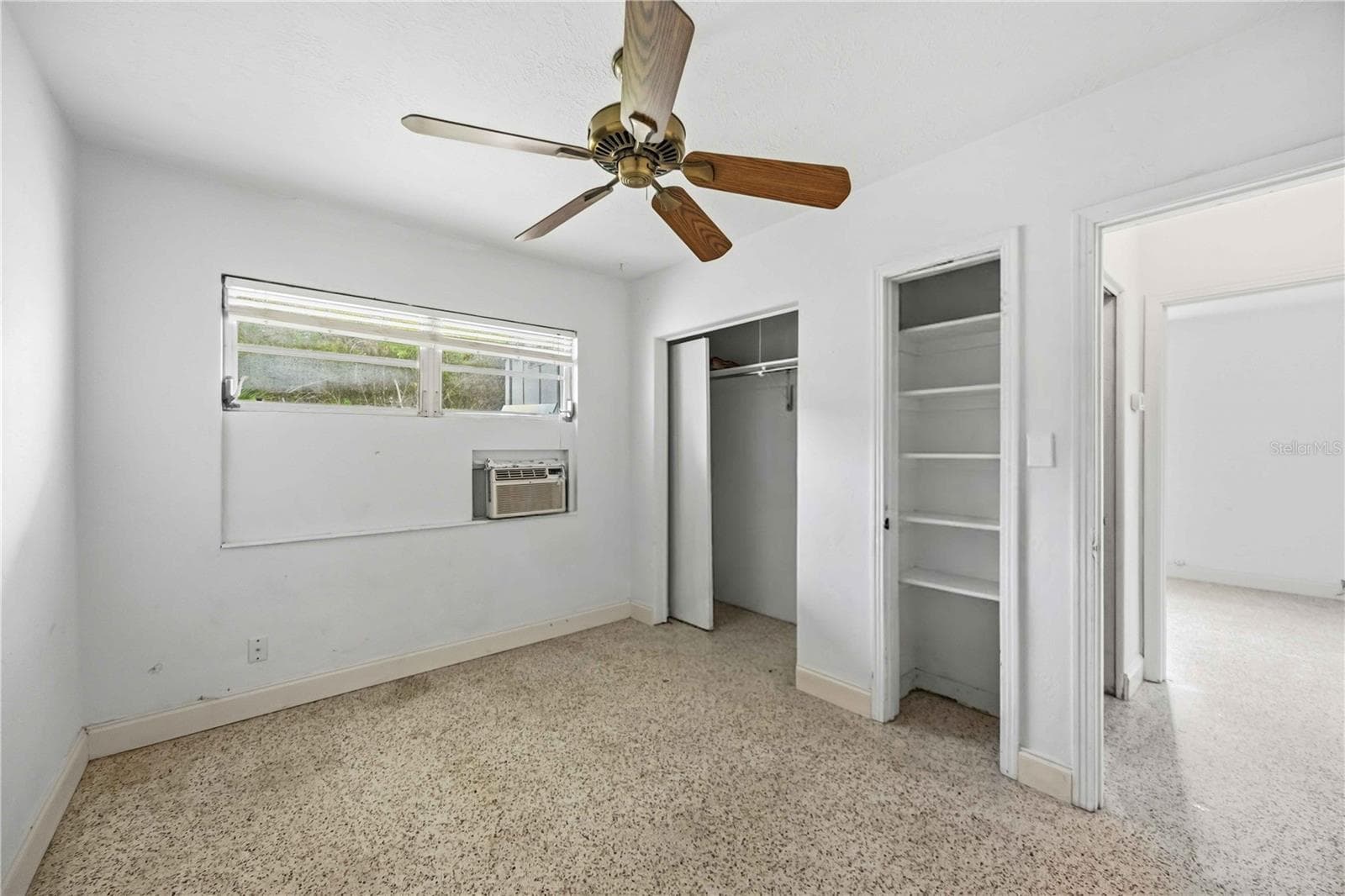 Single Family Residence at 1909 BUCCANEER DR, SARASOTA, photo 18 of 43
