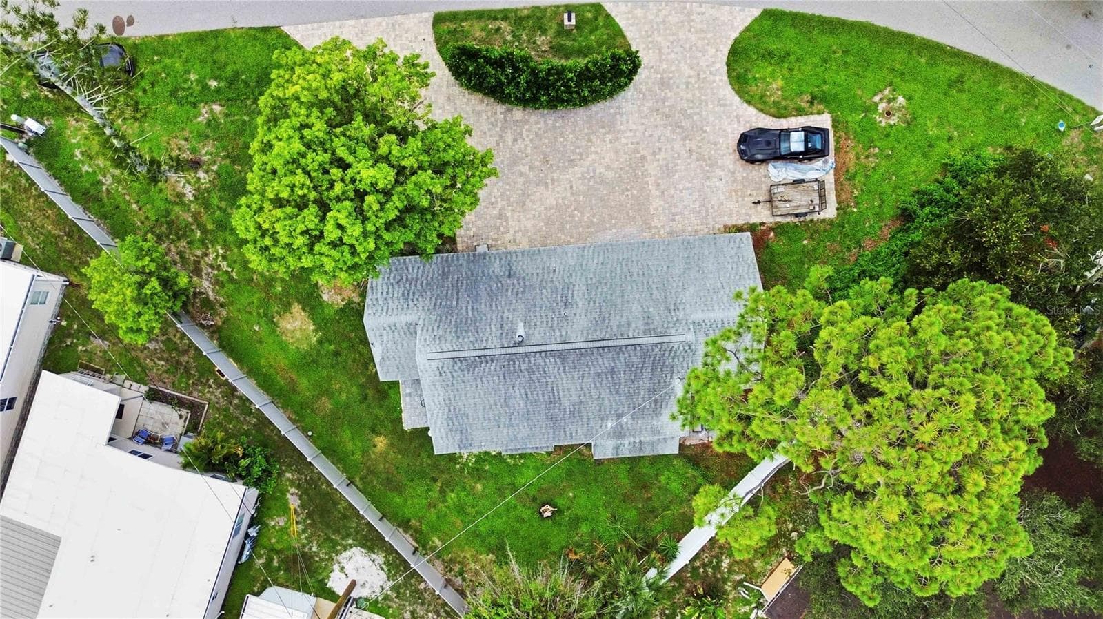 Single Family Residence at 1909 BUCCANEER DR, SARASOTA, photo 3 of 43